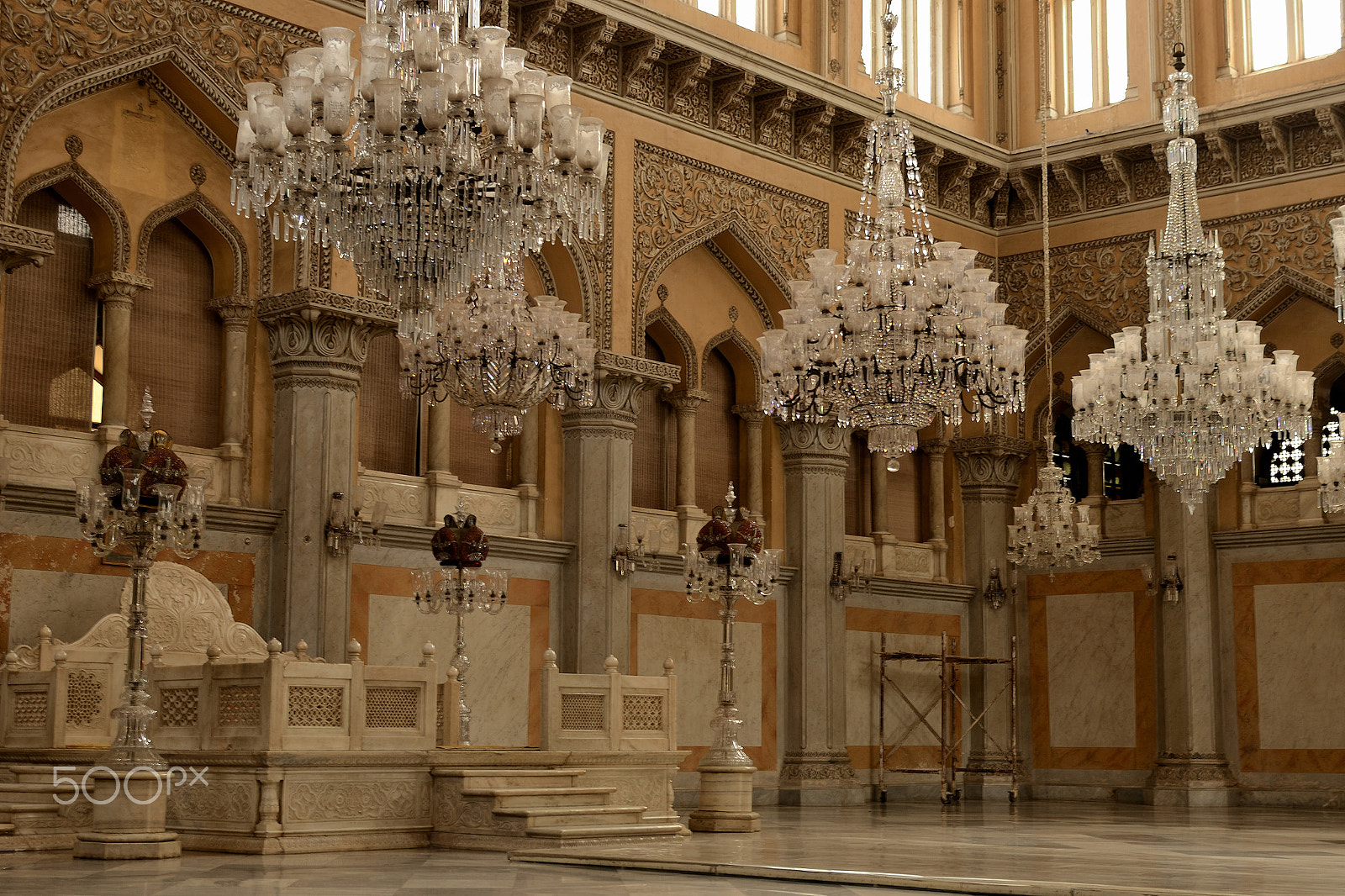 Nikon AF-S DX Nikkor 35mm F1.8G sample photo. Belgium made crystal chandeliers. chowmahalla palace, hyderabad, india photography