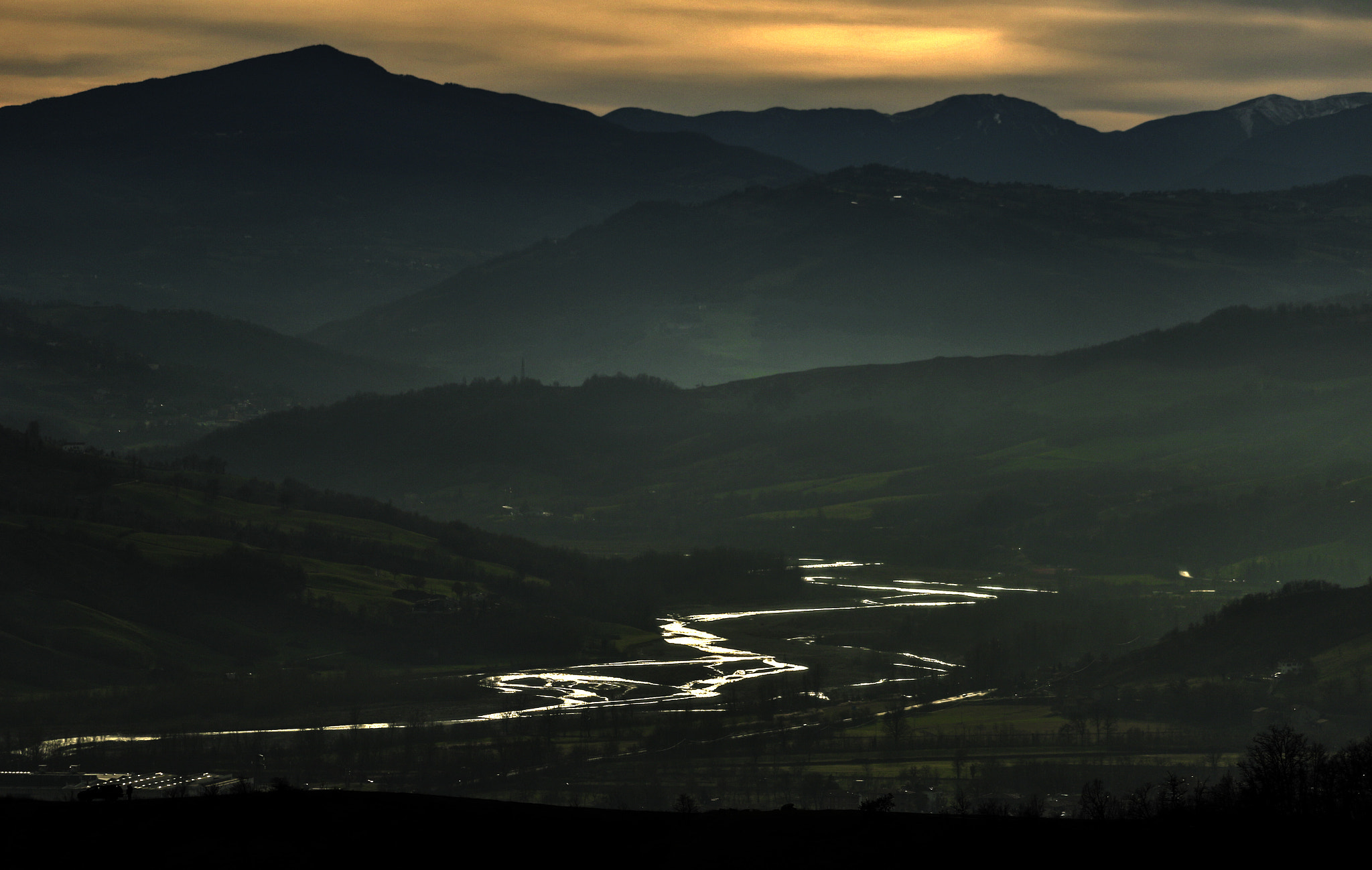 Canon EF-S 55-250mm F4-5.6 IS STM sample photo. River secchia photography