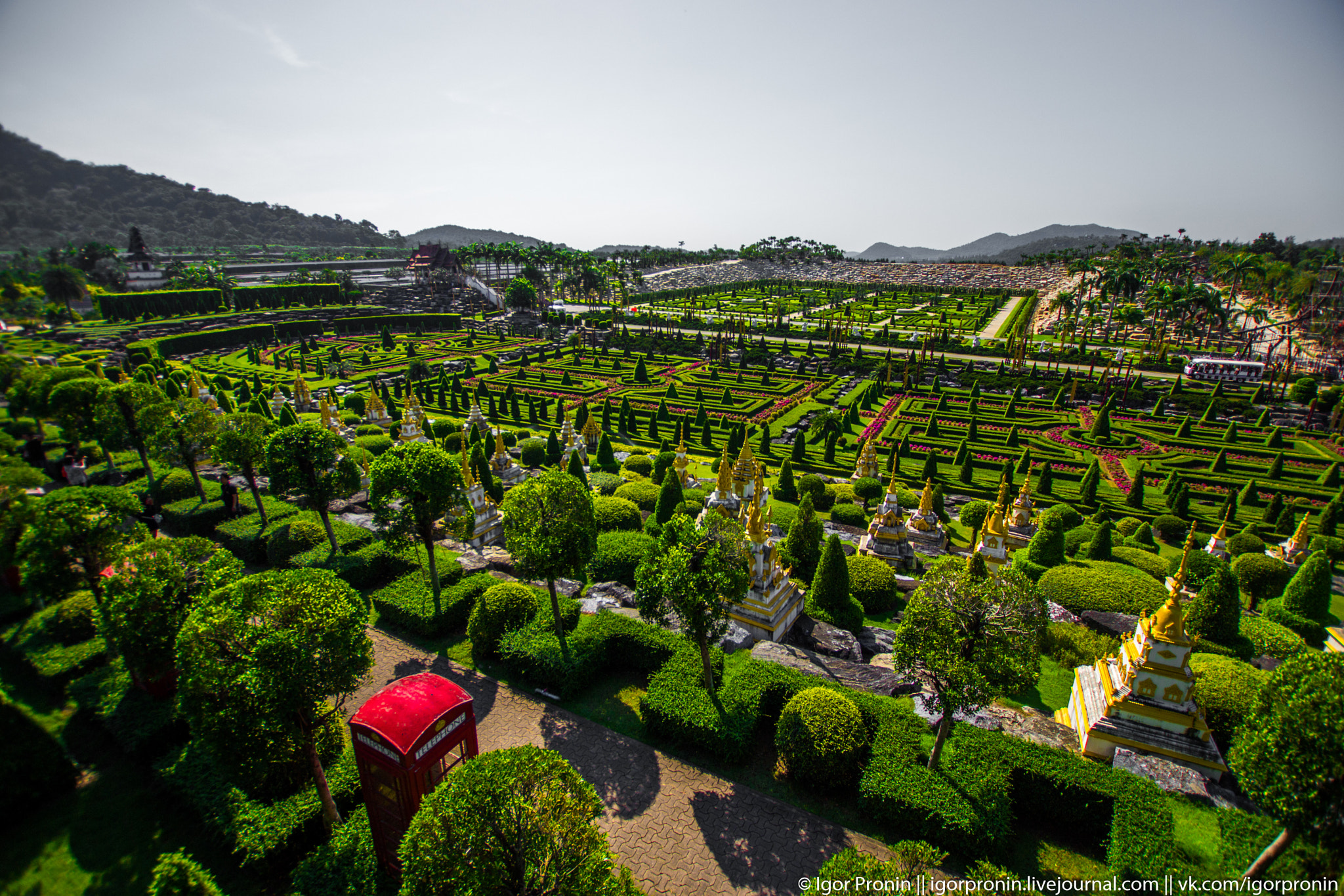 Nikon D3100 + Sigma 10-20mm F3.5 EX DC HSM sample photo. Thai franch park photography