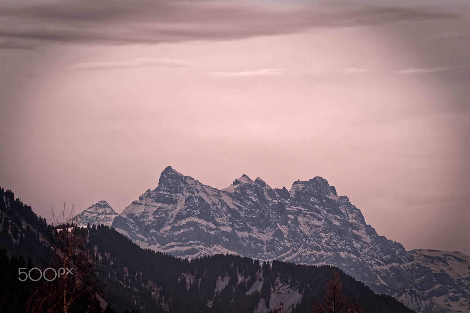 Nikon AF-S Nikkor 200-500mm F5.6E ED VR sample photo. Les dents-du-midi photography