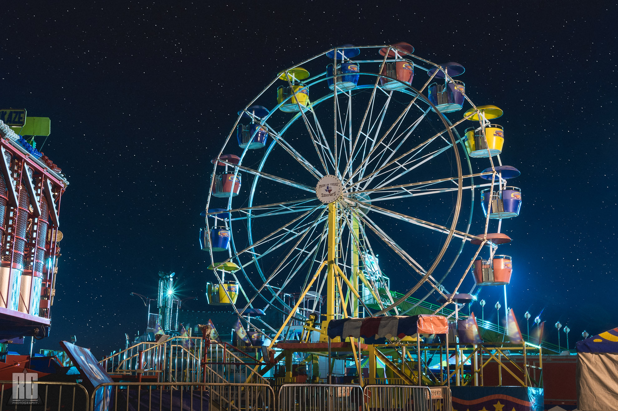 Nikon D3200 sample photo. A wheel of dreams photography