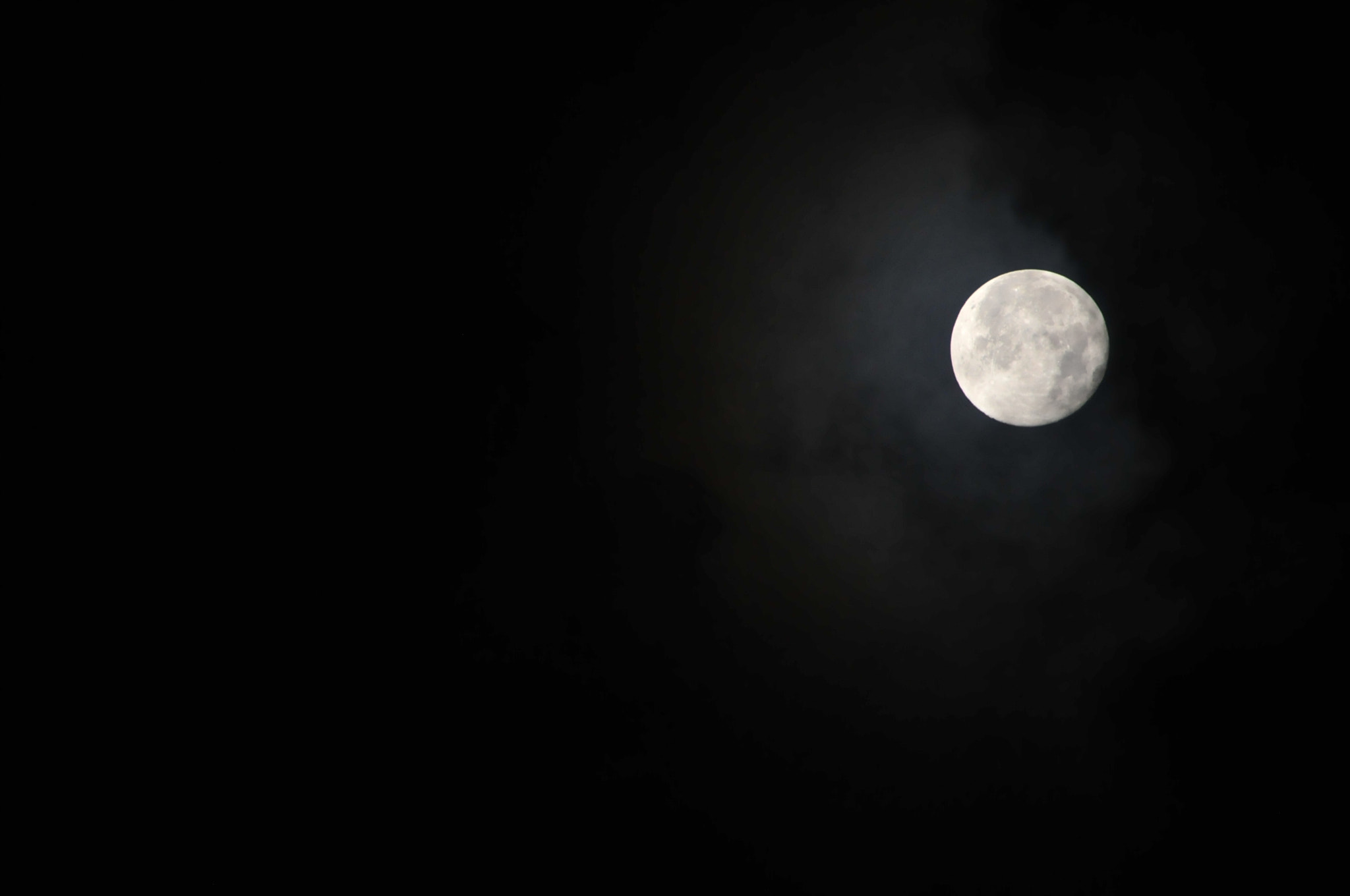 Nikon D300 sample photo. Bulan diatas langit tangerang photography