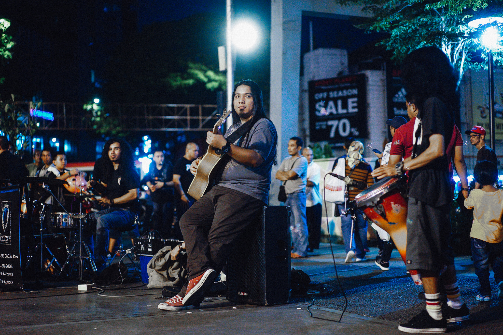 Sony a7S + Sony Sonnar T* FE 55mm F1.8 ZA sample photo. Nightlife in kuala lumpur photography