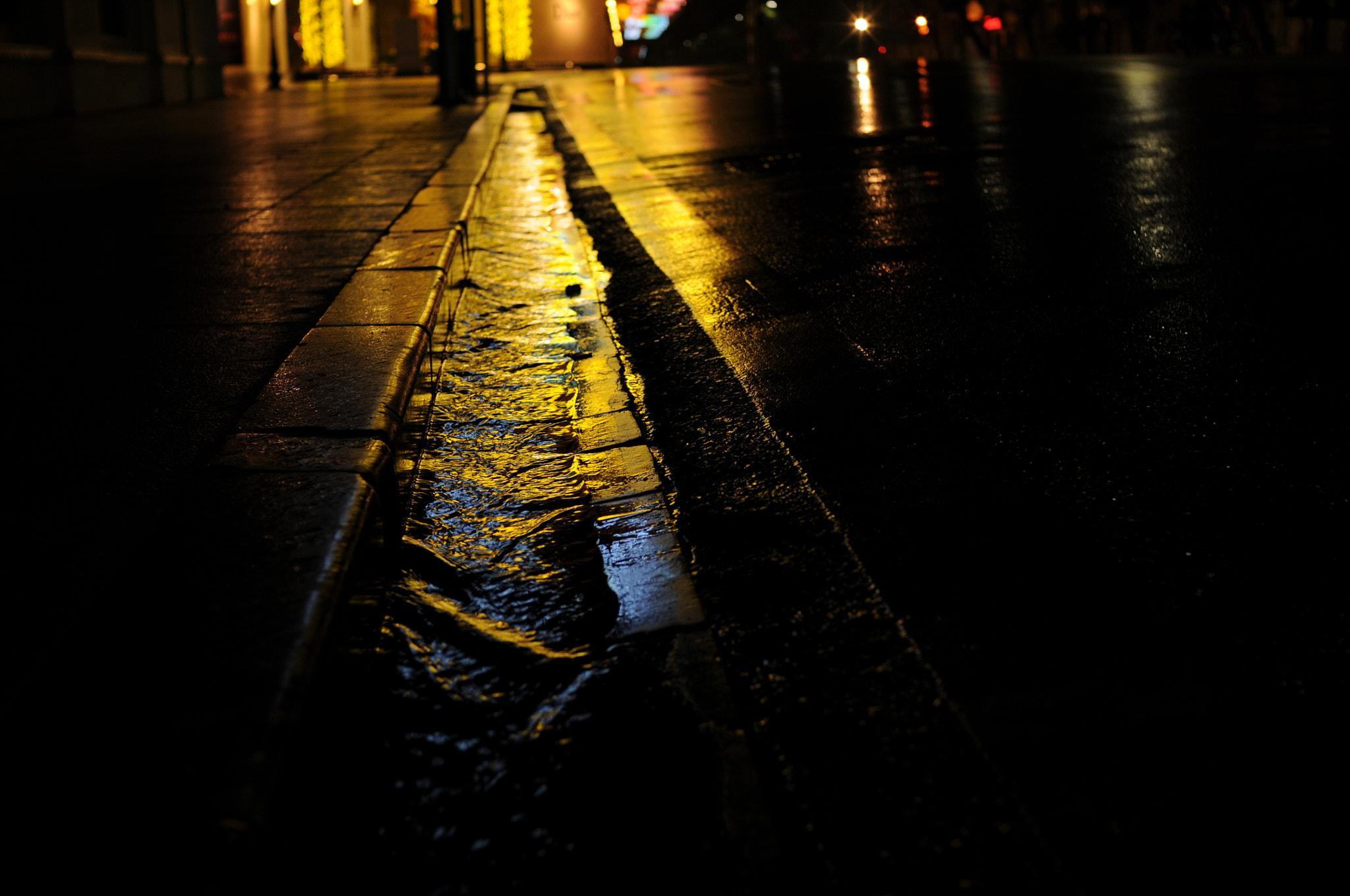Sigma 30mm F1.4 EX DC HSM sample photo. Drain photography