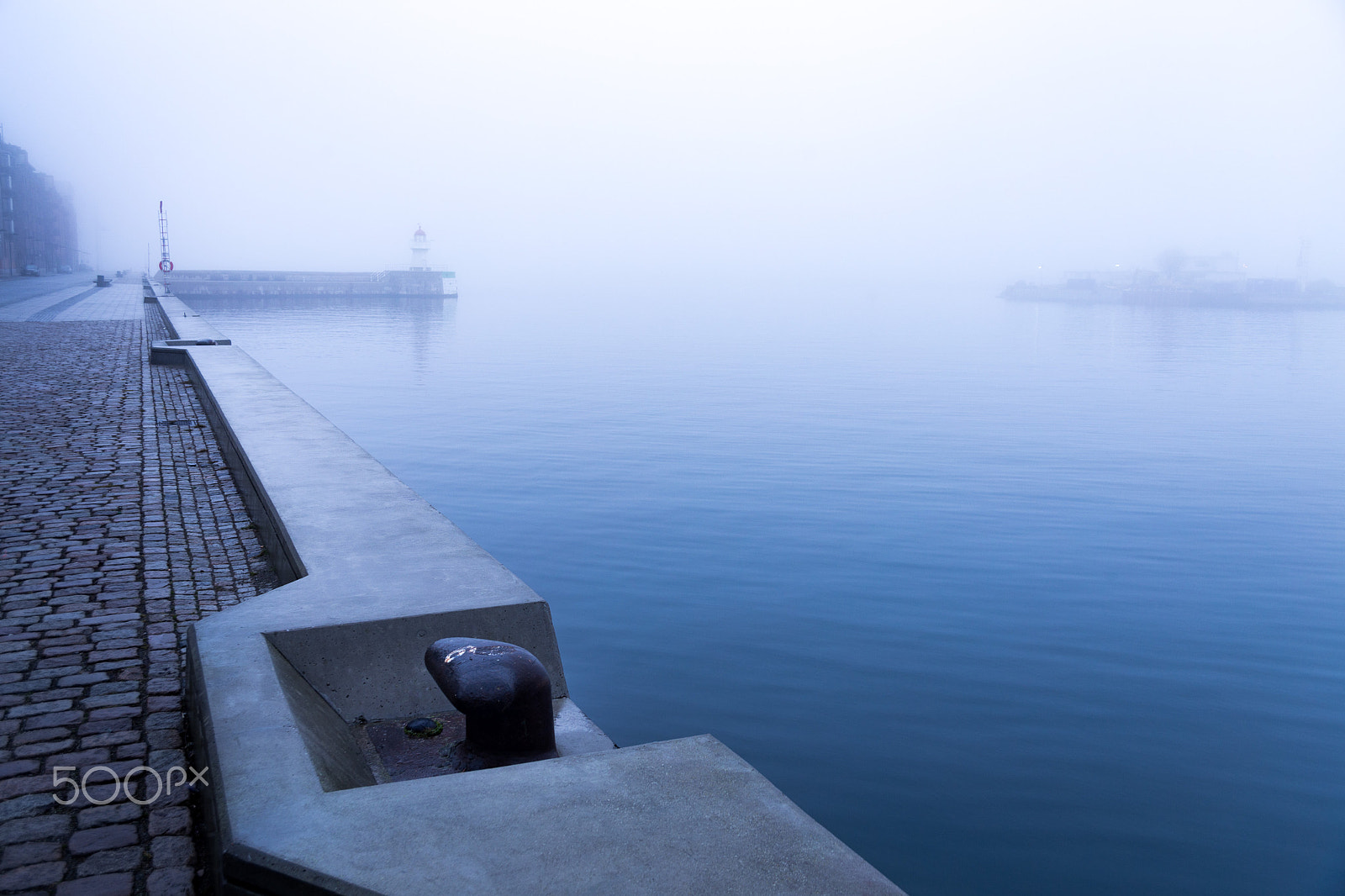 Canon EF 24-85mm F3.5-4.5 USM sample photo. Empty dock photography