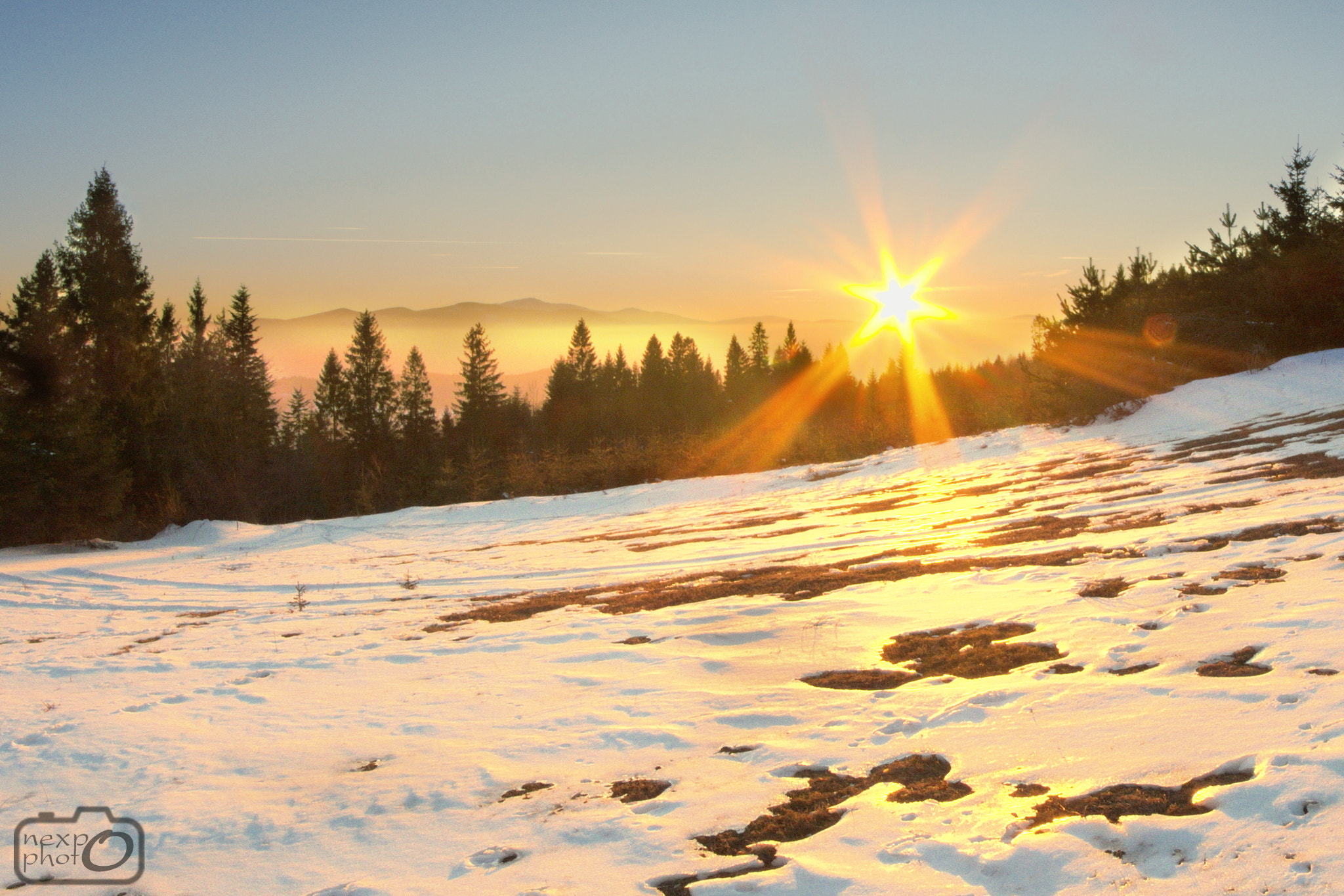 Nikon D7100 + Manual Lens No CPU sample photo. Babia gora mountain at sunset photography