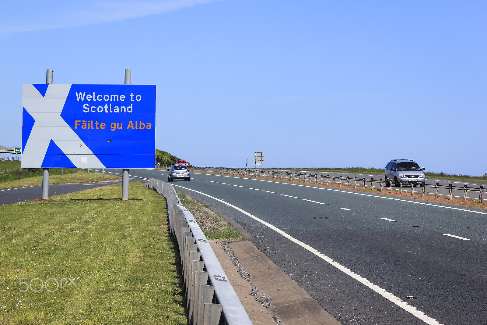 Canon EF-S 17-85mm F4-5.6 IS USM sample photo. England scotland border crossing photography