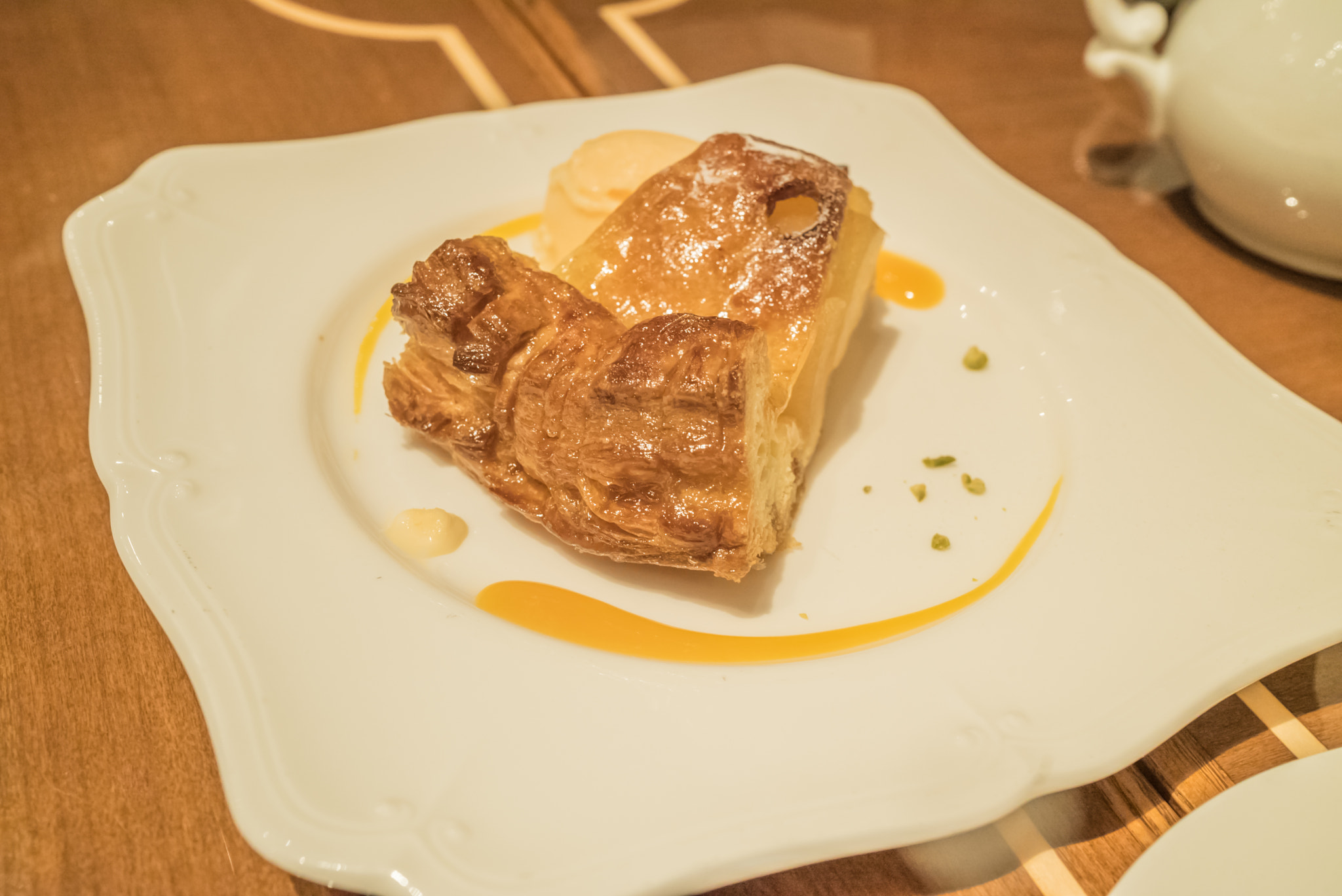 Sony a7S II sample photo. Apple pie photography