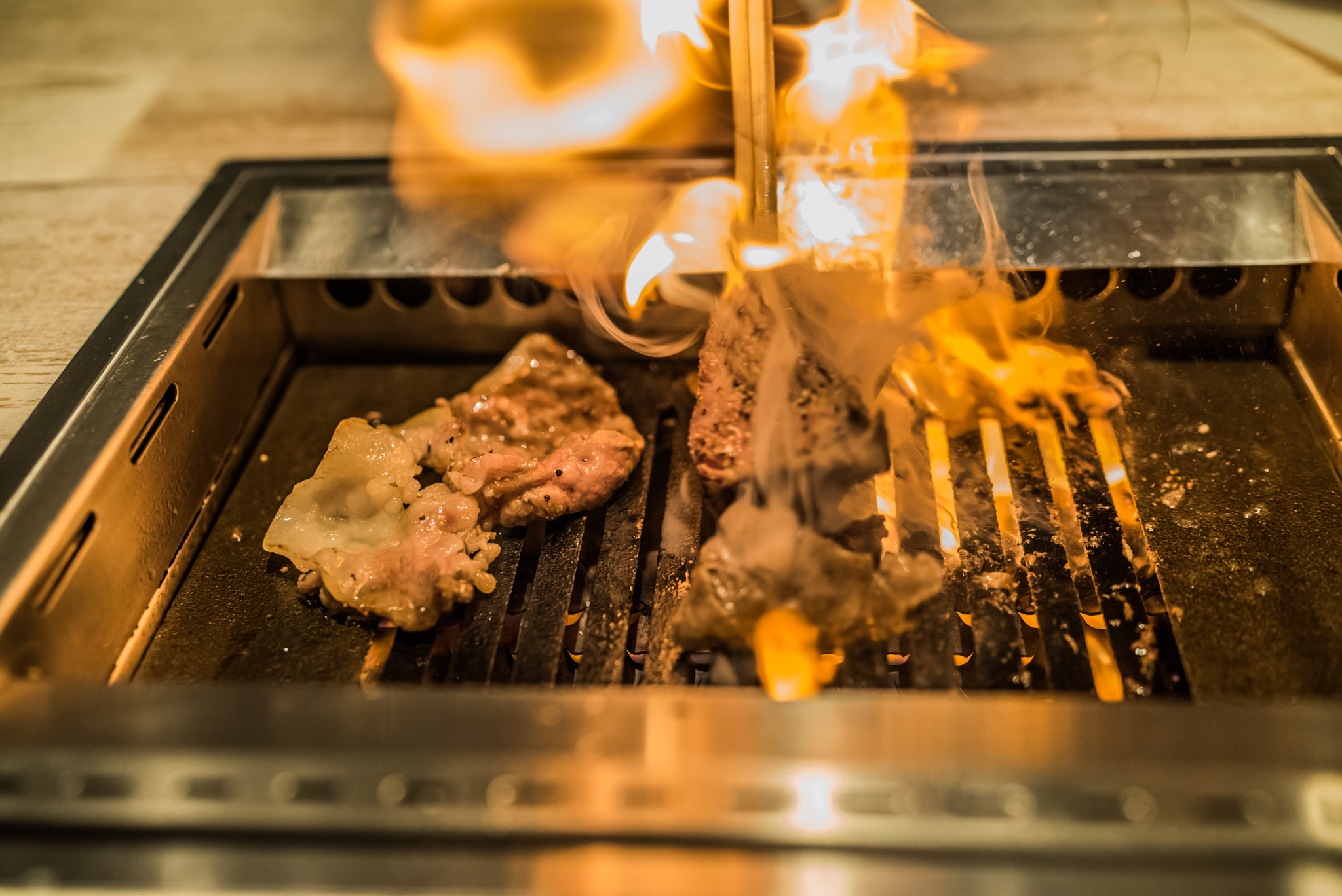 Sony a7S II + Sony Distagon T* FE 35mm F1.4 ZA sample photo. Fire! photography