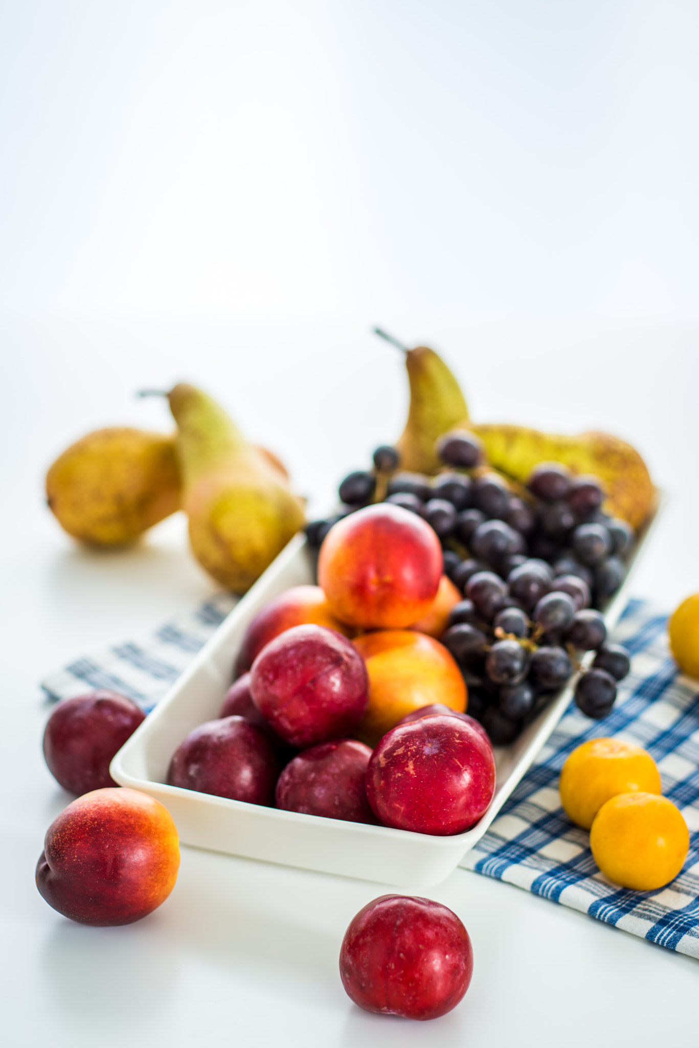 Nikon D800 + Nikon PC-E Micro-Nikkor 85mm F2.8D Tilt-Shift sample photo. Fruit still life photography