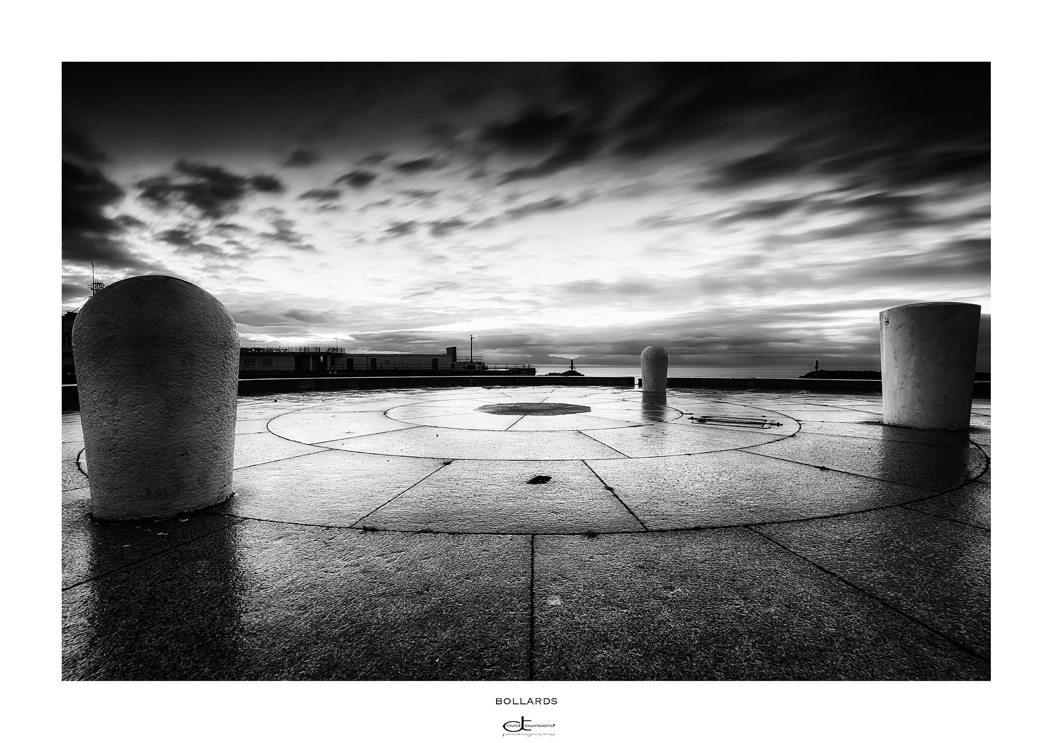 Canon EF 16-35mm F4L IS USM sample photo. Bollards photography
