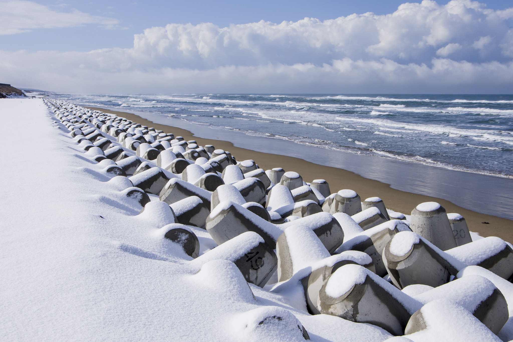 Pentax K-1 sample photo. Snow beach photography