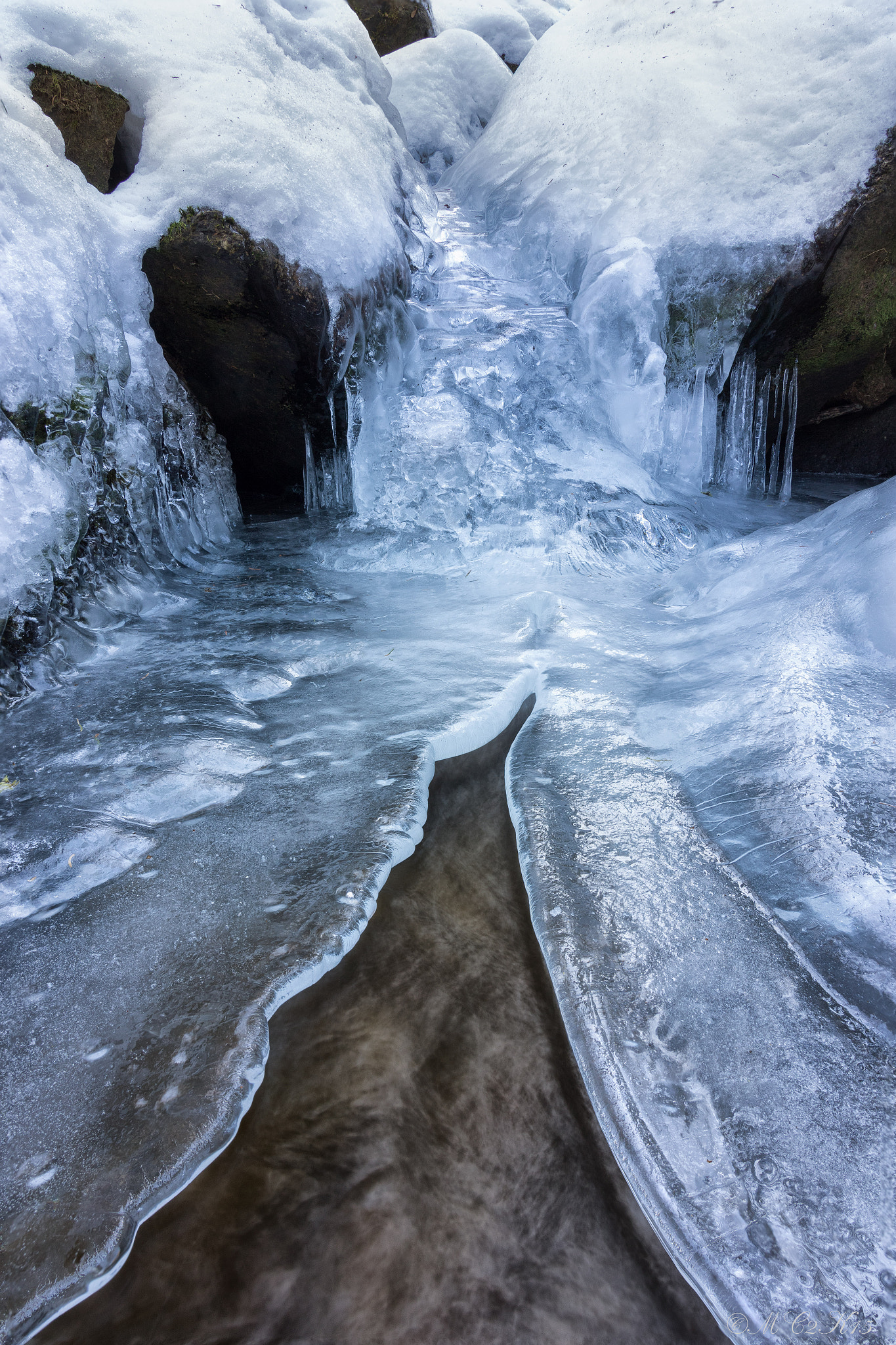 Canon EF 16-35mm F2.8L II USM sample photo. Frozen waterfall photography