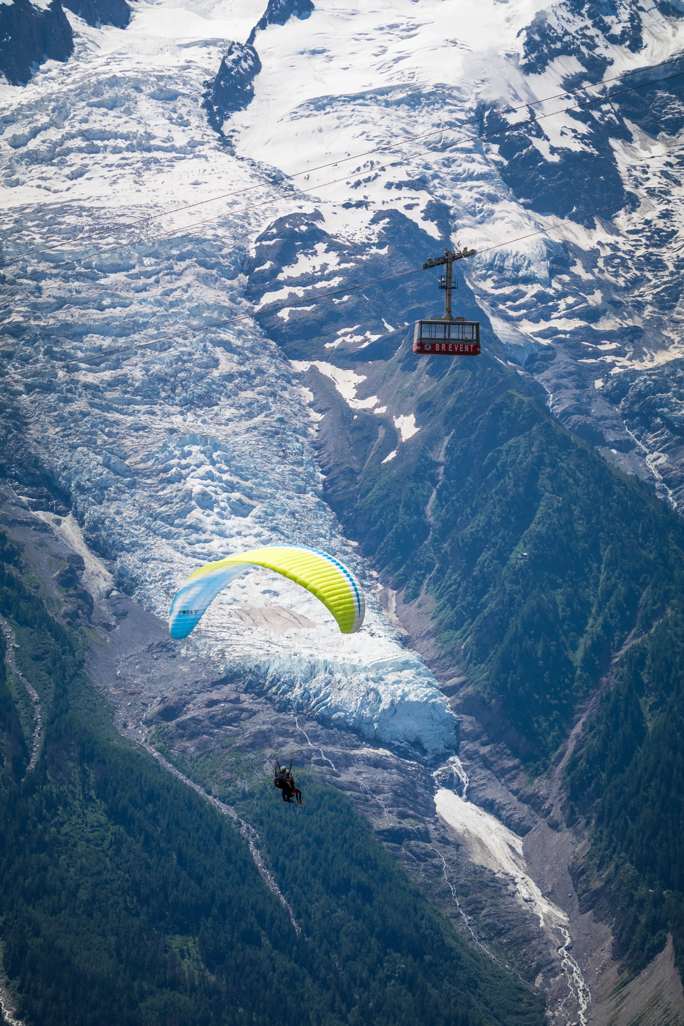 Canon EF 70-300mm F4-5.6L IS USM sample photo. Glacier des bossons photography