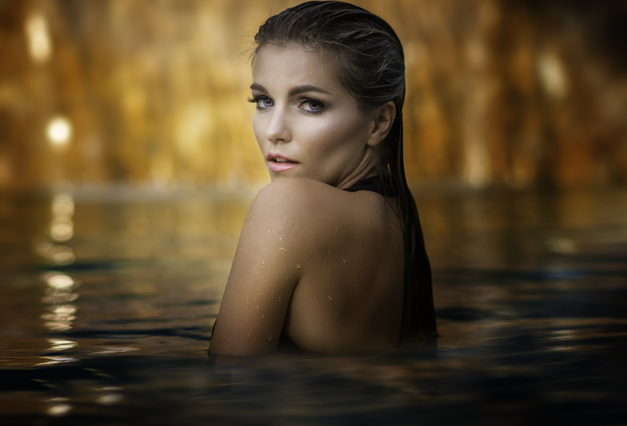 Sony Sonnar T* 135mm F1.8 ZA sample photo. Golden beauty 2 photography