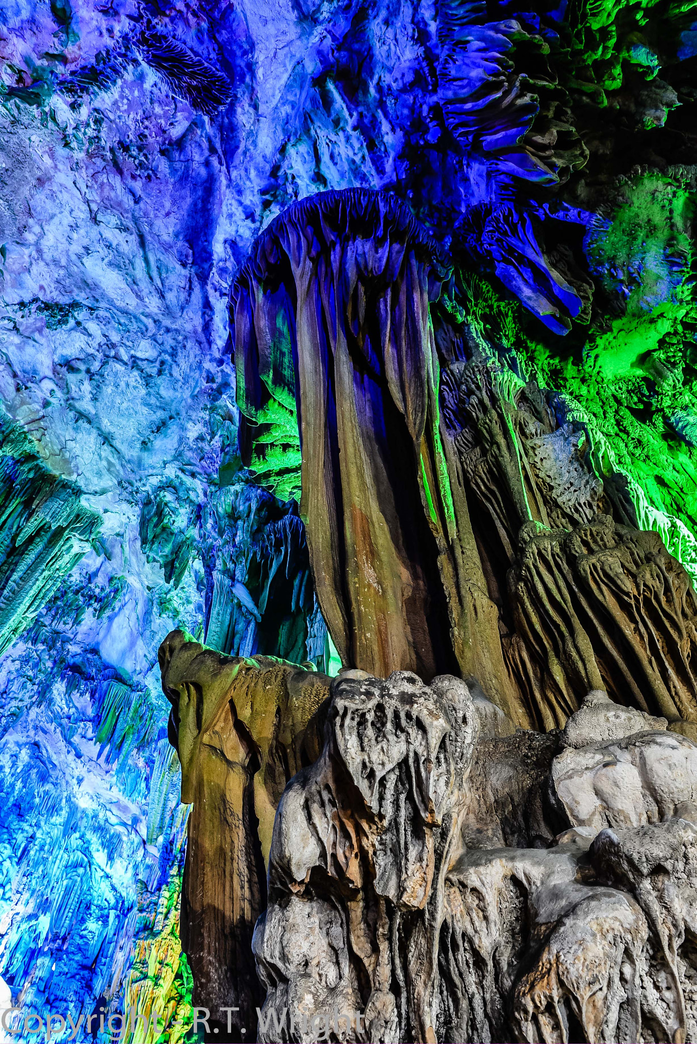 Nikon D800 + Nikon AF-S Nikkor 24mm F1.4G ED sample photo. Reed flute cave, china 6 photography