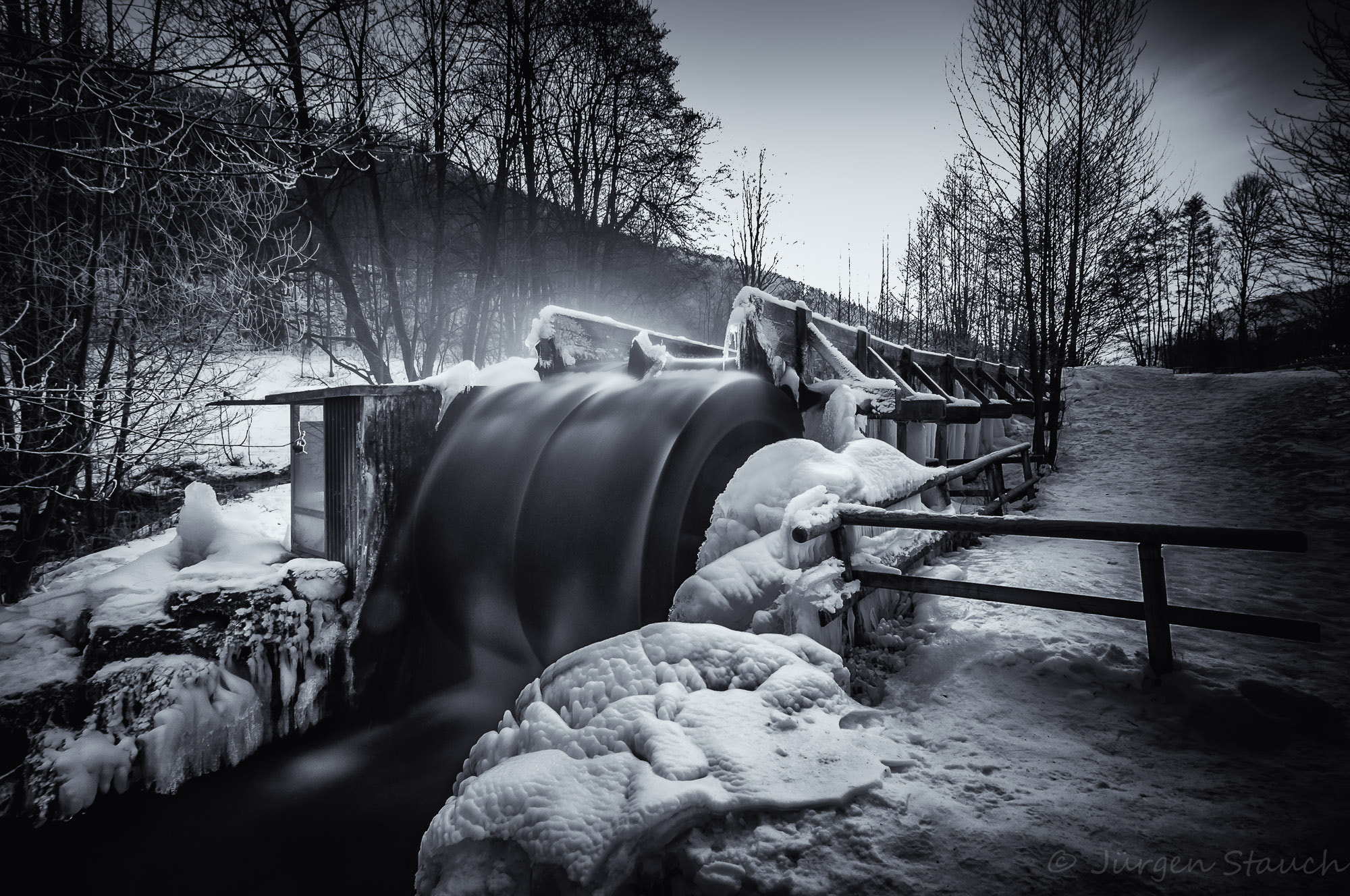 Tokina AT-X Pro 11-16mm F2.8 DX sample photo. Wasserrad egloffstein photography