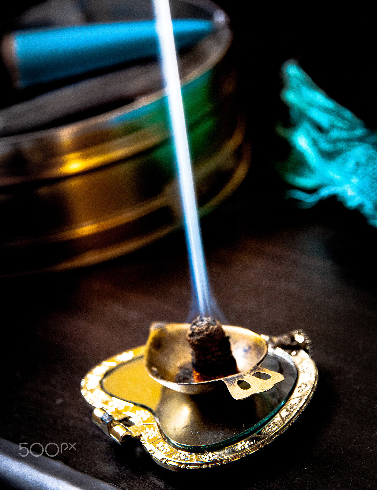 Canon EOS 1000D (EOS Digital Rebel XS / EOS Kiss F) sample photo. Smoke photography