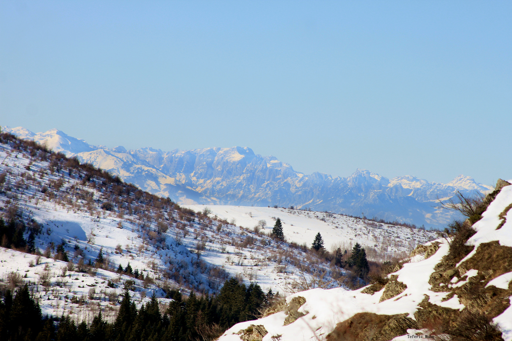 Canon EOS 500D (EOS Rebel T1i / EOS Kiss X3) + EF75-300mm f/4-5.6 sample photo. Sar- mountain photography