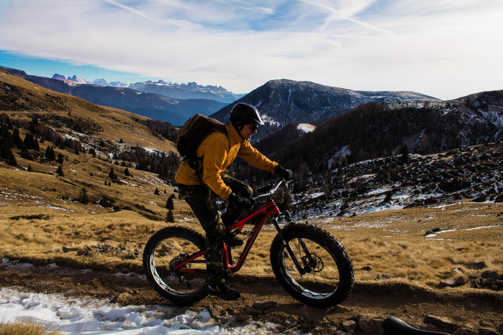 Canon EF-S 18-55mm F3.5-5.6 IS sample photo. Fat bike photography