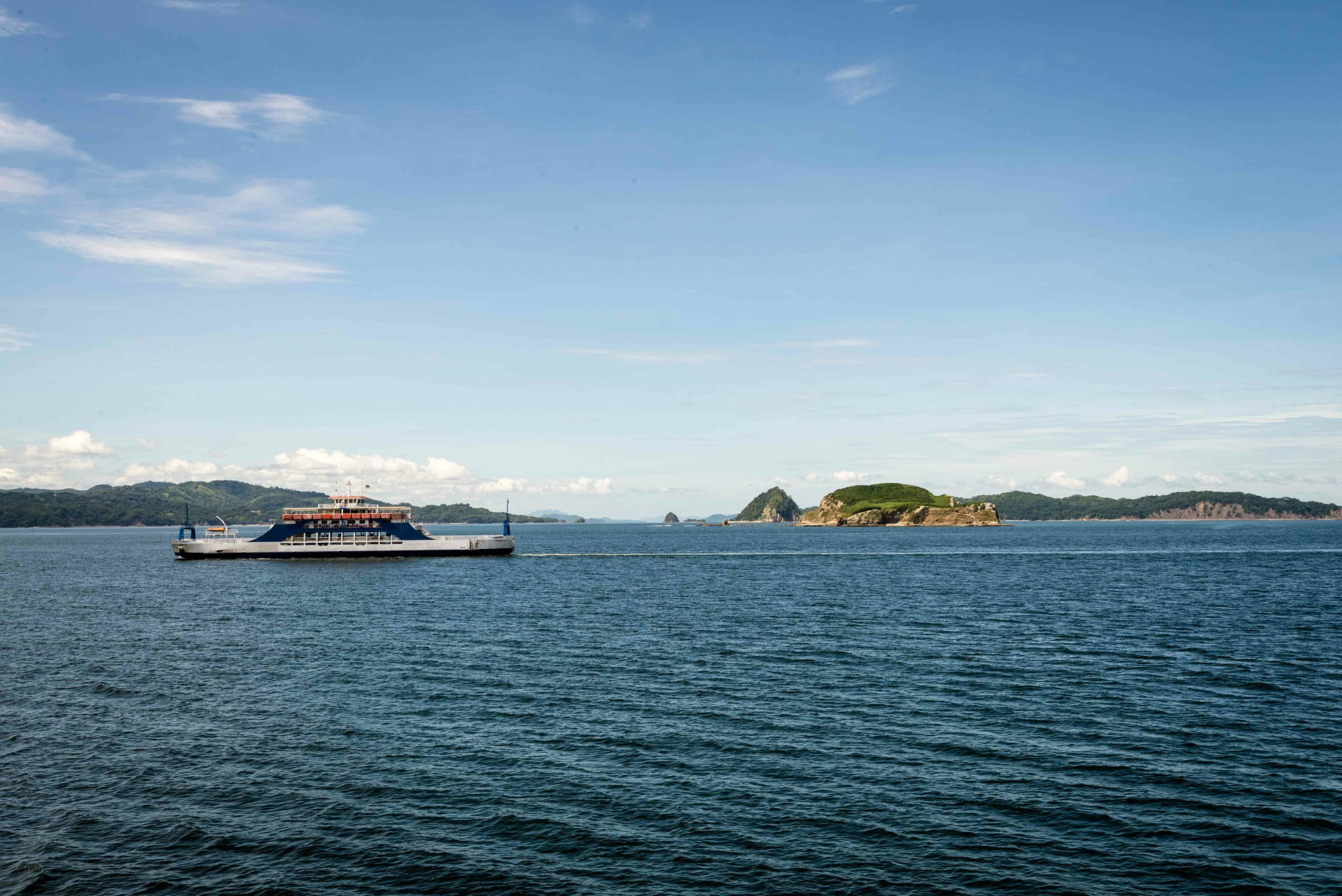 Nikon AF-S Nikkor 17-35mm F2.8D ED-IF sample photo. Costa rica photography