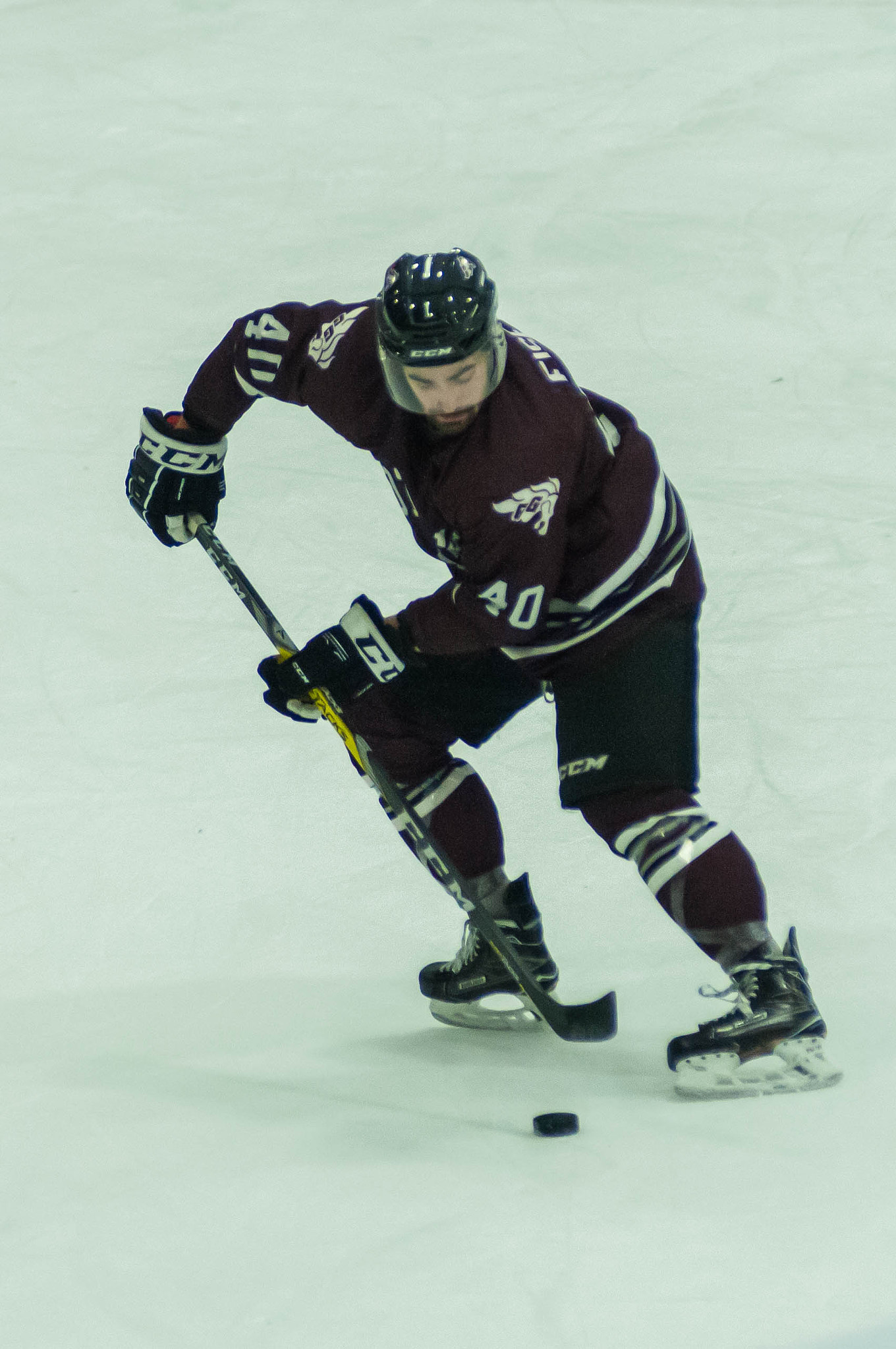 AF Zoom-Nikkor 80-200mm f/2.8 ED sample photo. University hockey in montreal, qc photography