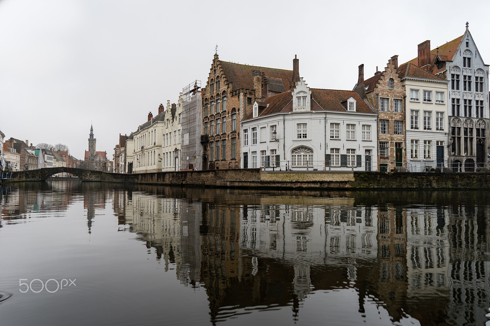 Sony a7 II + ZEISS Batis 25mm F2 sample photo. Bruges canal photography