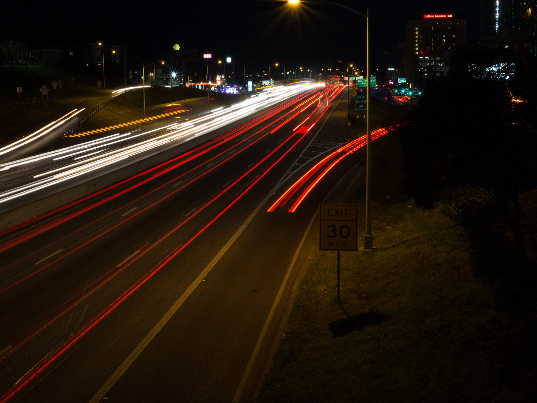 Olympus OM-D E-M10 II + Olympus M.Zuiko Digital 25mm F1.8 sample photo. Austin sunday night test photography