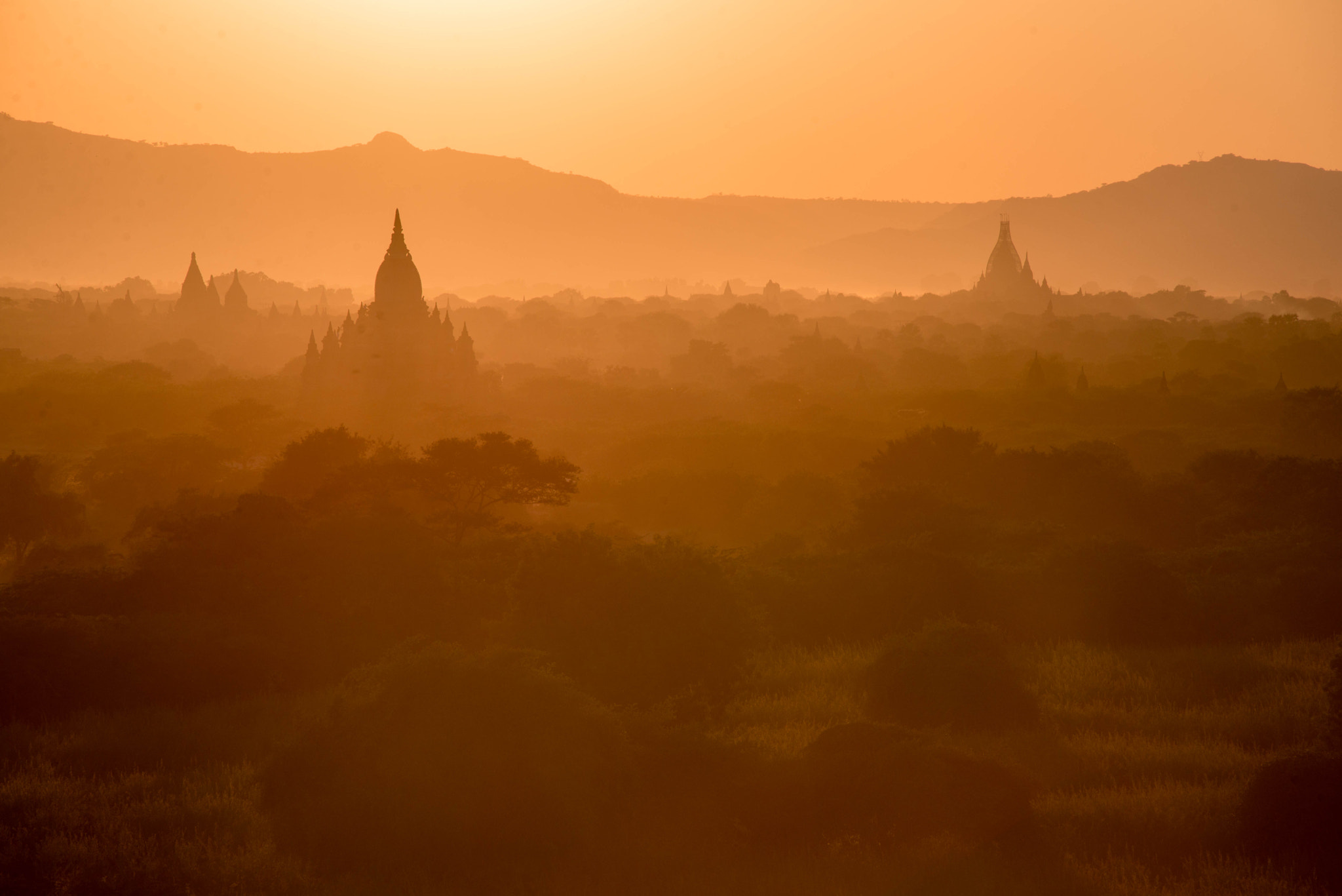 Nikon D610 sample photo. Bagan sunset photography