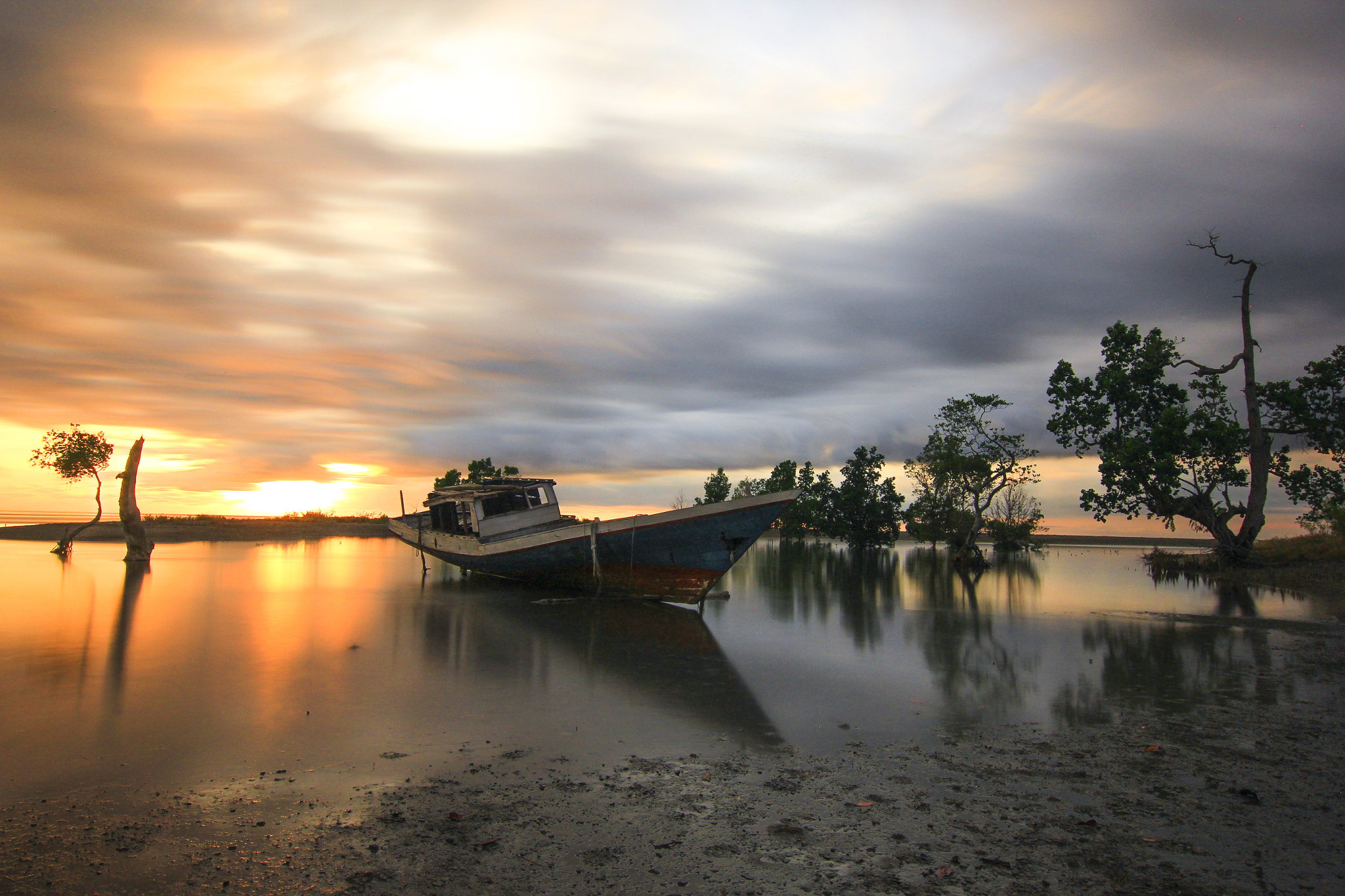 Tokina AT-X 12-28mm F4 Pro DX sample photo. Stay photography