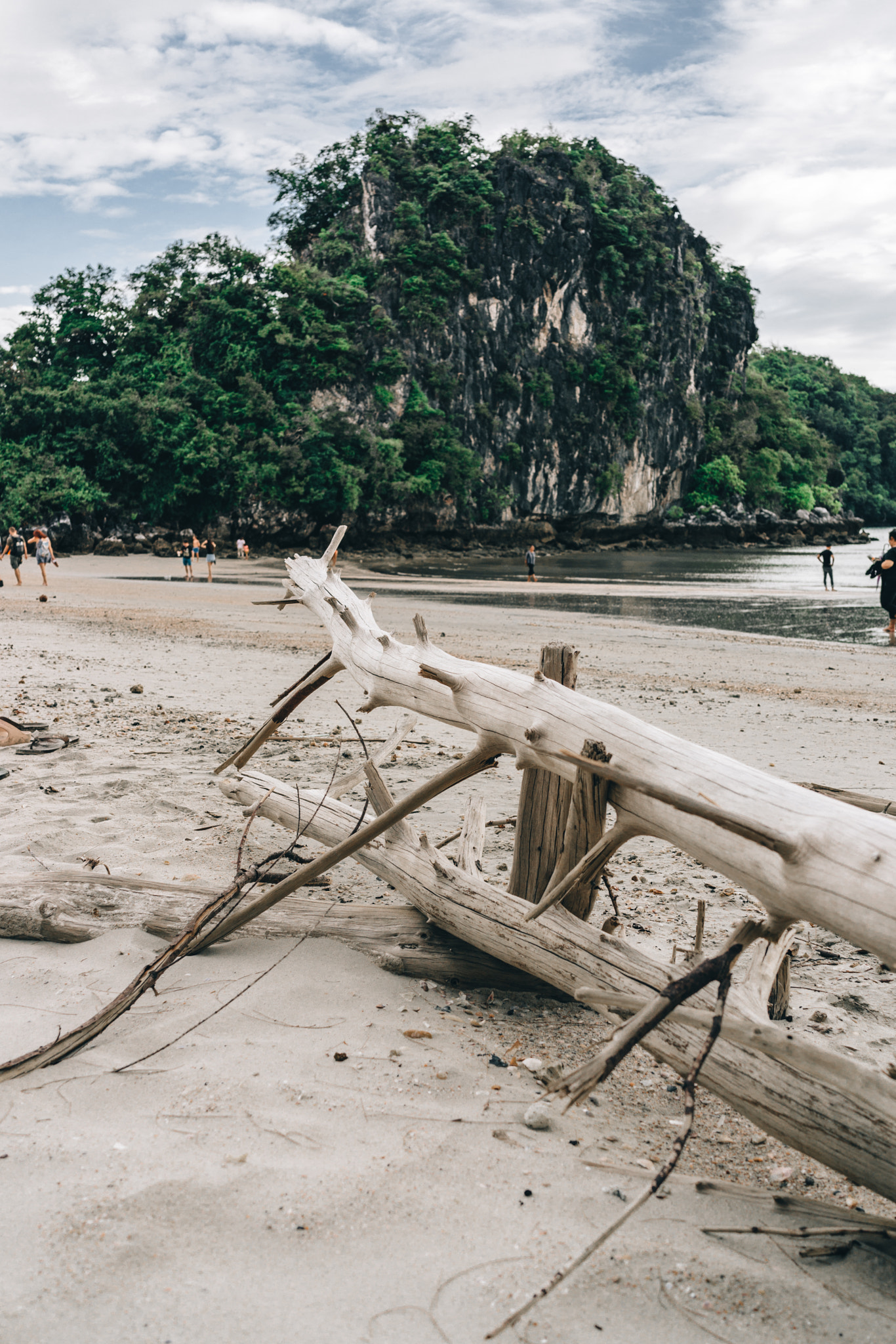 Sony Cyber-shot DSC-RX1 + 35mm F2.0 sample photo. Ao nang beach photography