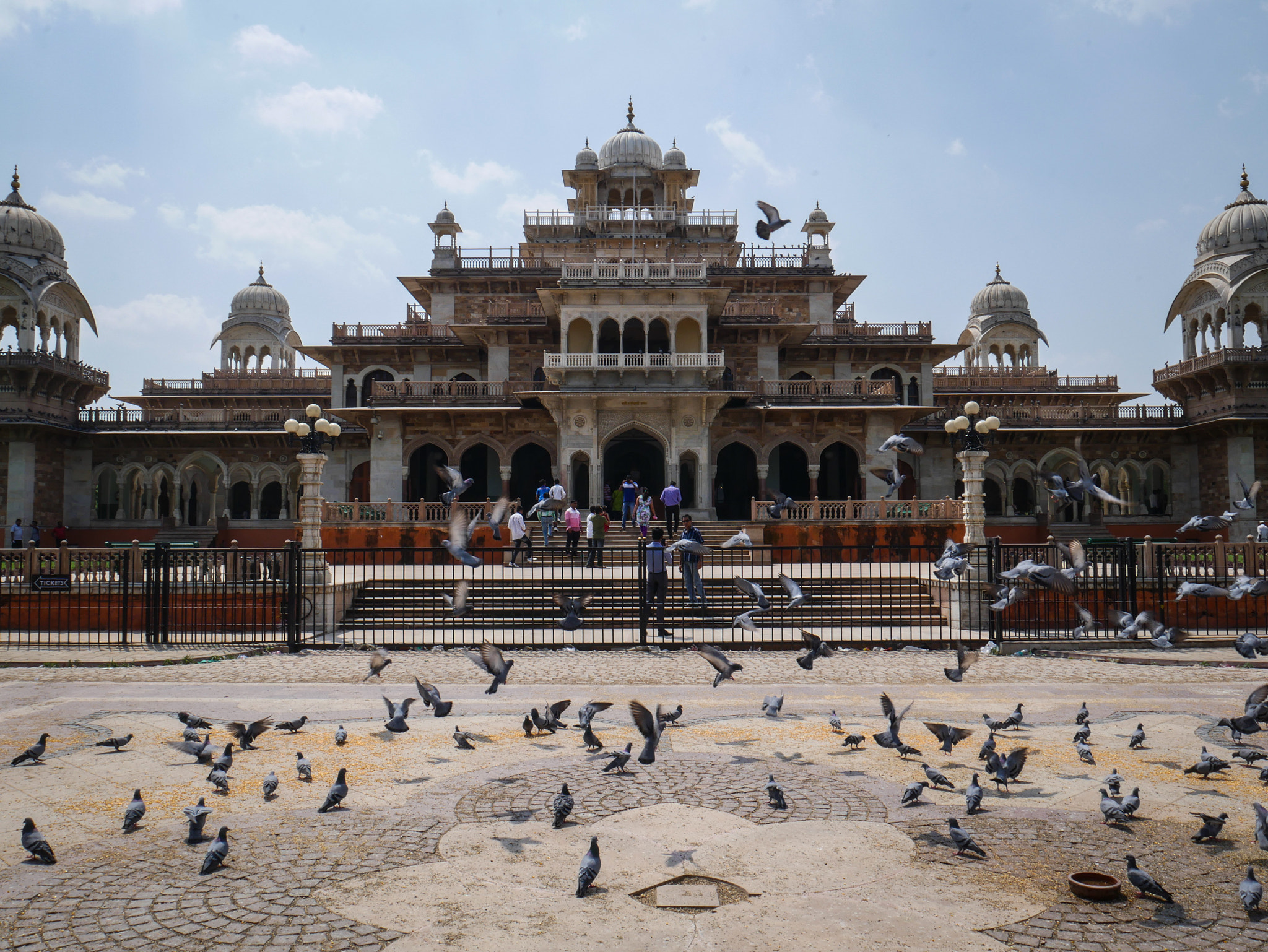 Panasonic Lumix DMC-G7 sample photo. The albert hall, jaipur. photography