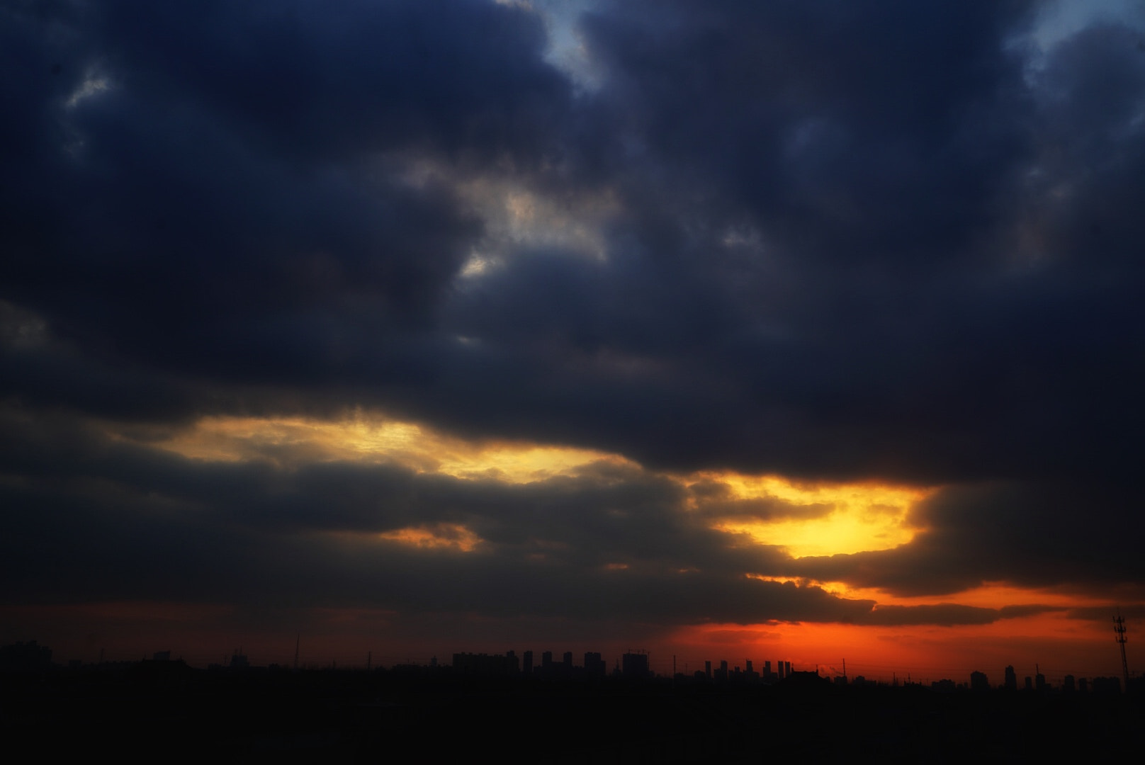 Sony a7R II + Sony Vario-Tessar T* FE 16-35mm F4 ZA OSS sample photo