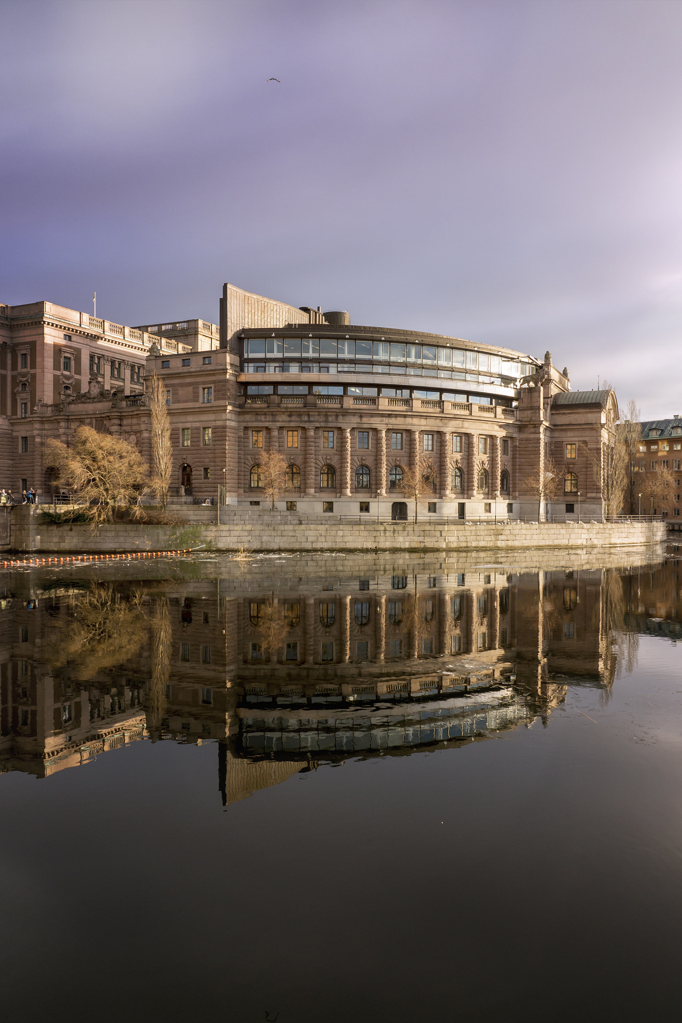 Panasonic Lumix G X Vario 12-35mm F2.8 ASPH Power OIS sample photo. Riksdagshuset photography