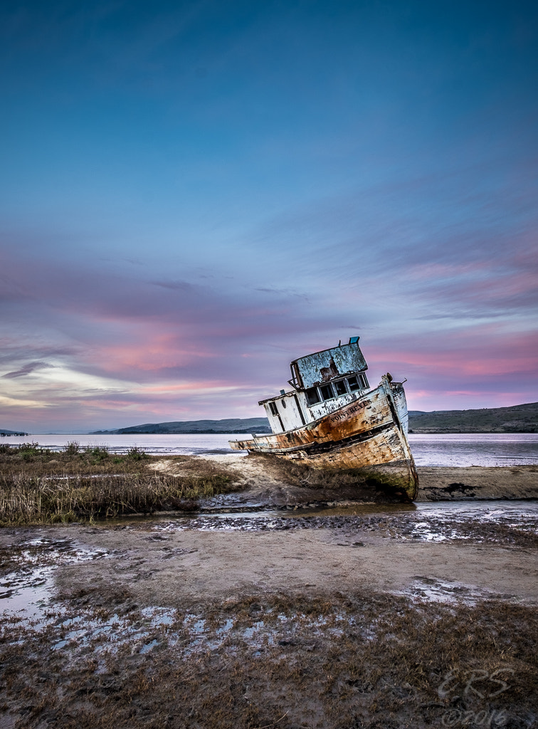 Fujifilm X-T10 + Fujifilm XF 14mm F2.8 R sample photo. Point reyes shipwreck 2 photography