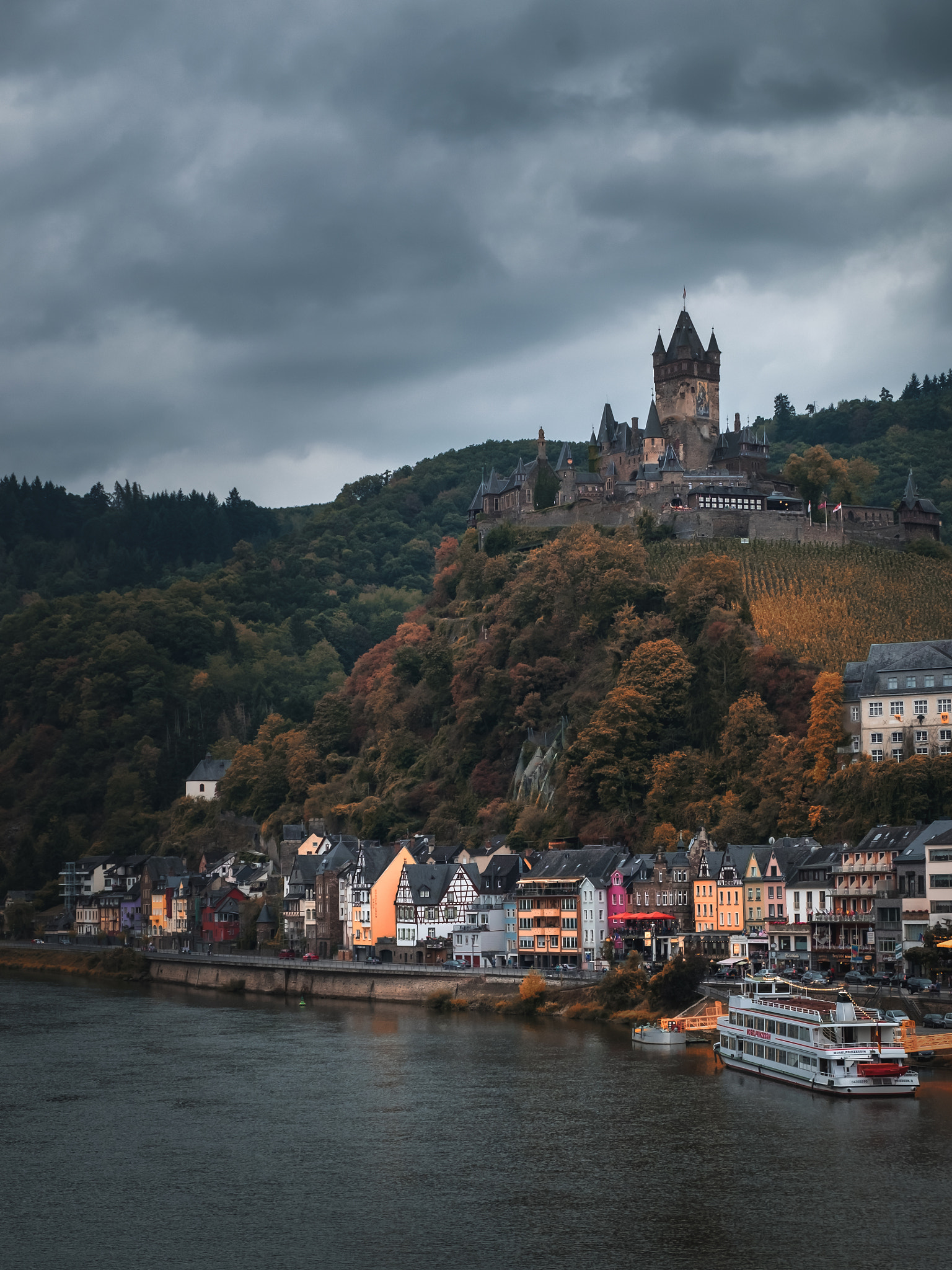 Fujifilm XC 16-50mm F3.5-5.6 OIS sample photo. Cochem castle photography
