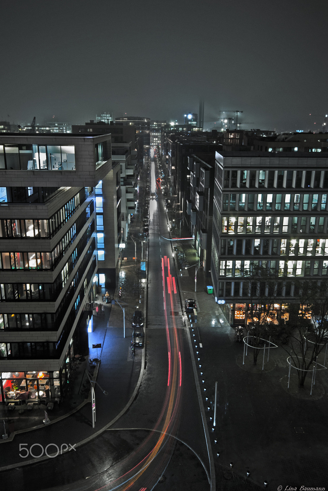 Sigma 10-20mm F4-5.6 EX DC HSM sample photo. View from the elbphilharmonie hamburg, germany photography