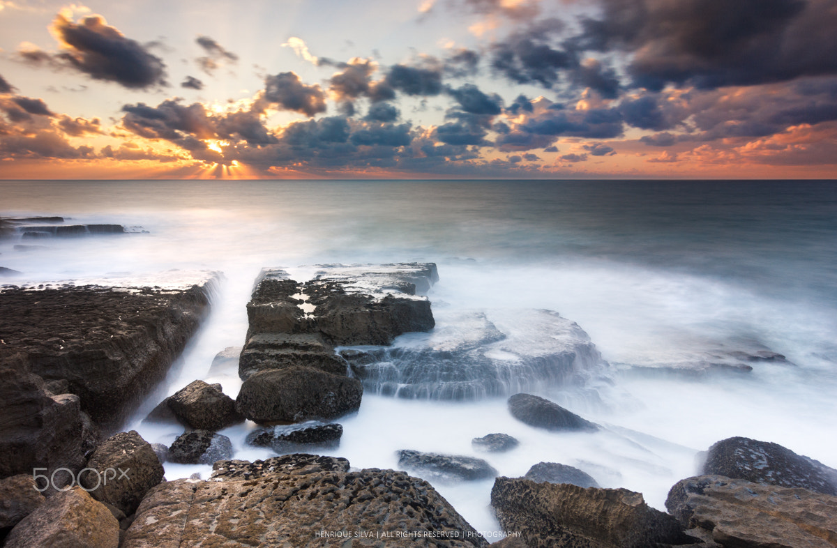 Tokina AT-X Pro 12-24mm F4 (IF) DX sample photo. Sunbeams photography