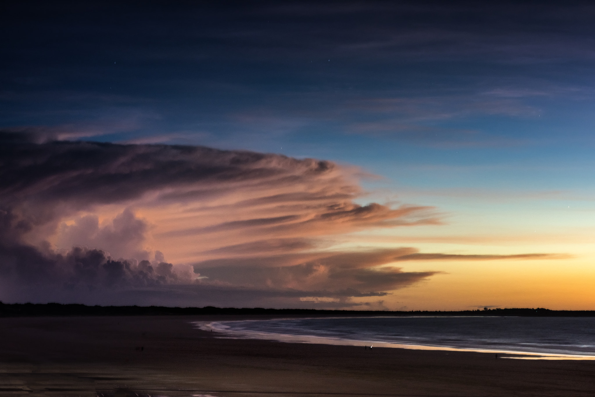 Nikon AF-Nikkor 80-200mm F2.8D ED sample photo. Cloud eats beach photography