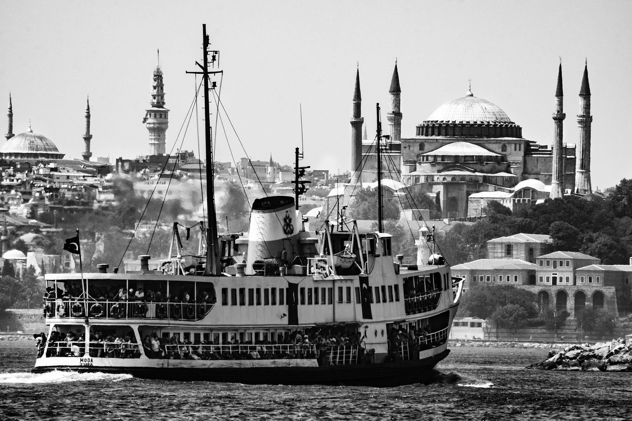 Fujifilm XF 100-400mm F4.5-5.6 R LM OIS WR sample photo. Symbols of istanbul photography