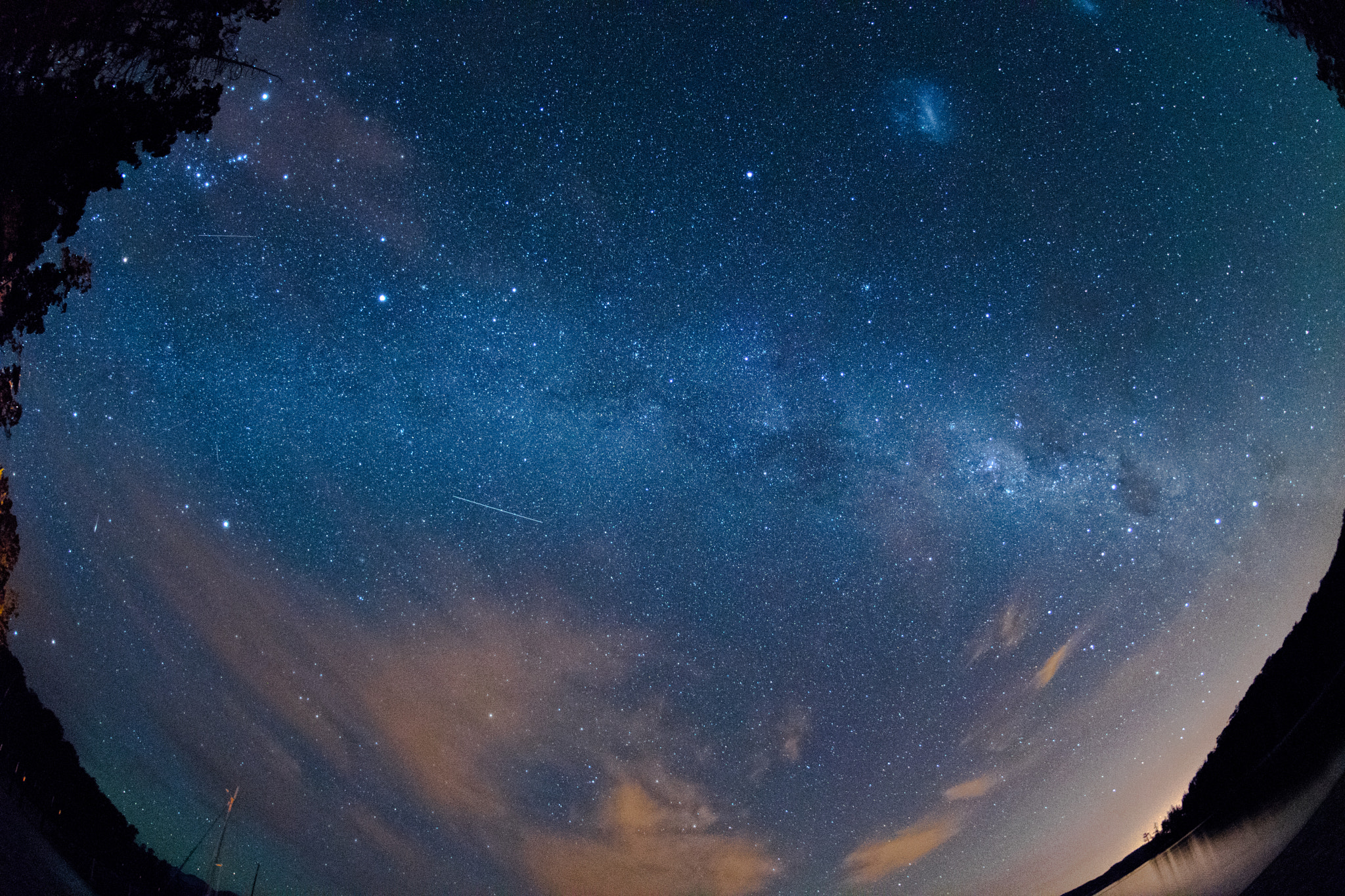 Nikon AF DX Fisheye-Nikkor 10.5mm F2.8G ED sample photo. Milky way photography