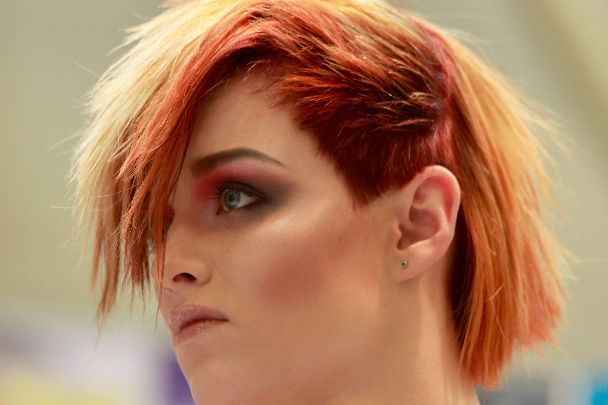 Canon EF 35-80mm f/4-5.6 sample photo. Hairstyle photography