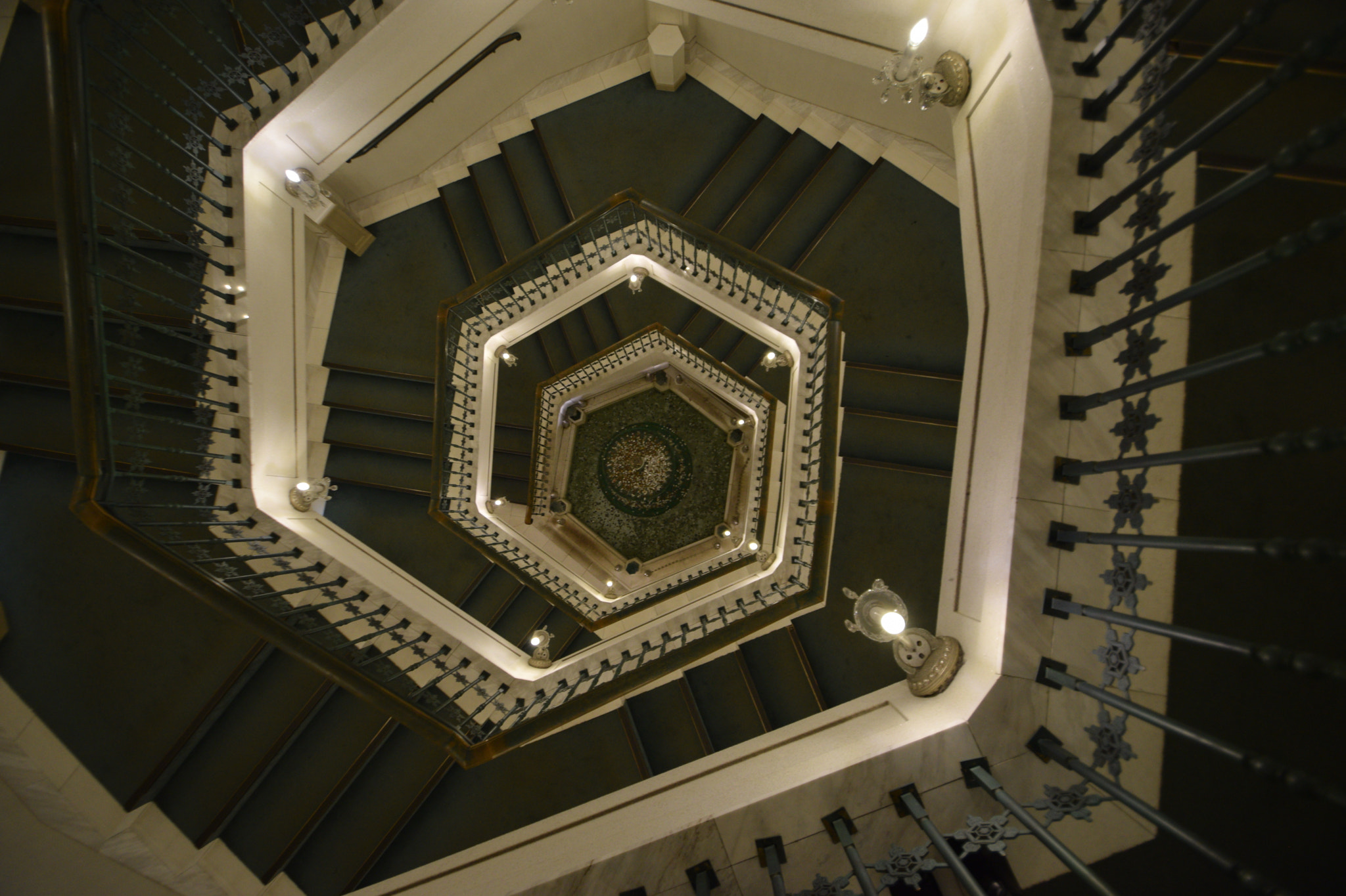 Nikon D3300 + Tamron SP AF 10-24mm F3.5-4.5 Di II LD Aspherical (IF) sample photo. Spiral staircase photography