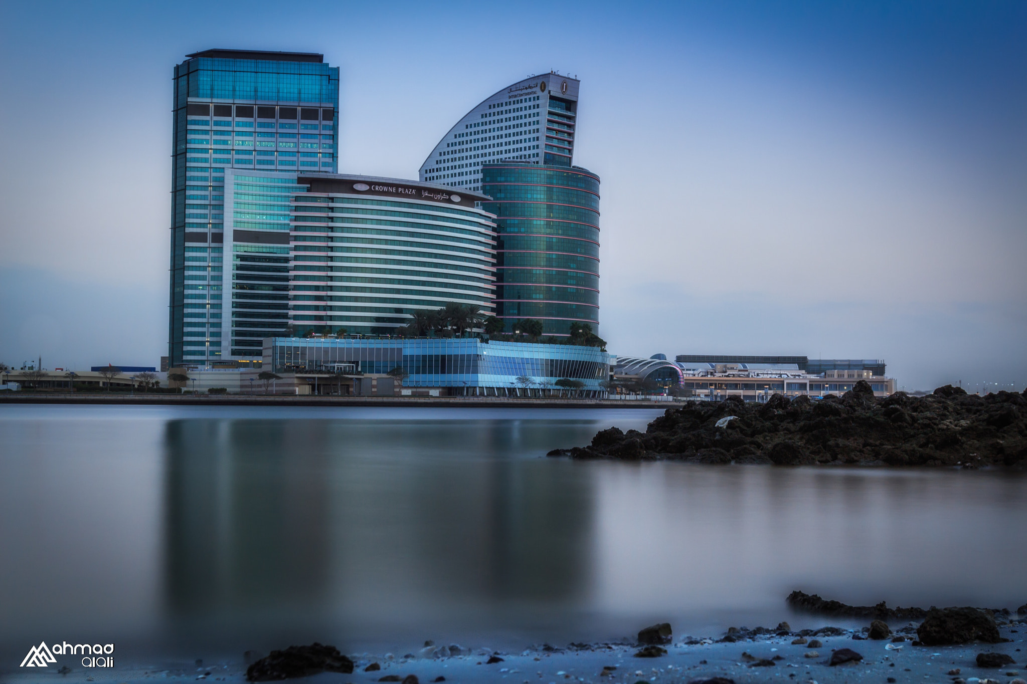 Canon EF 16-35mm F2.8L II USM sample photo. Crowne plaza hotel dubai photography