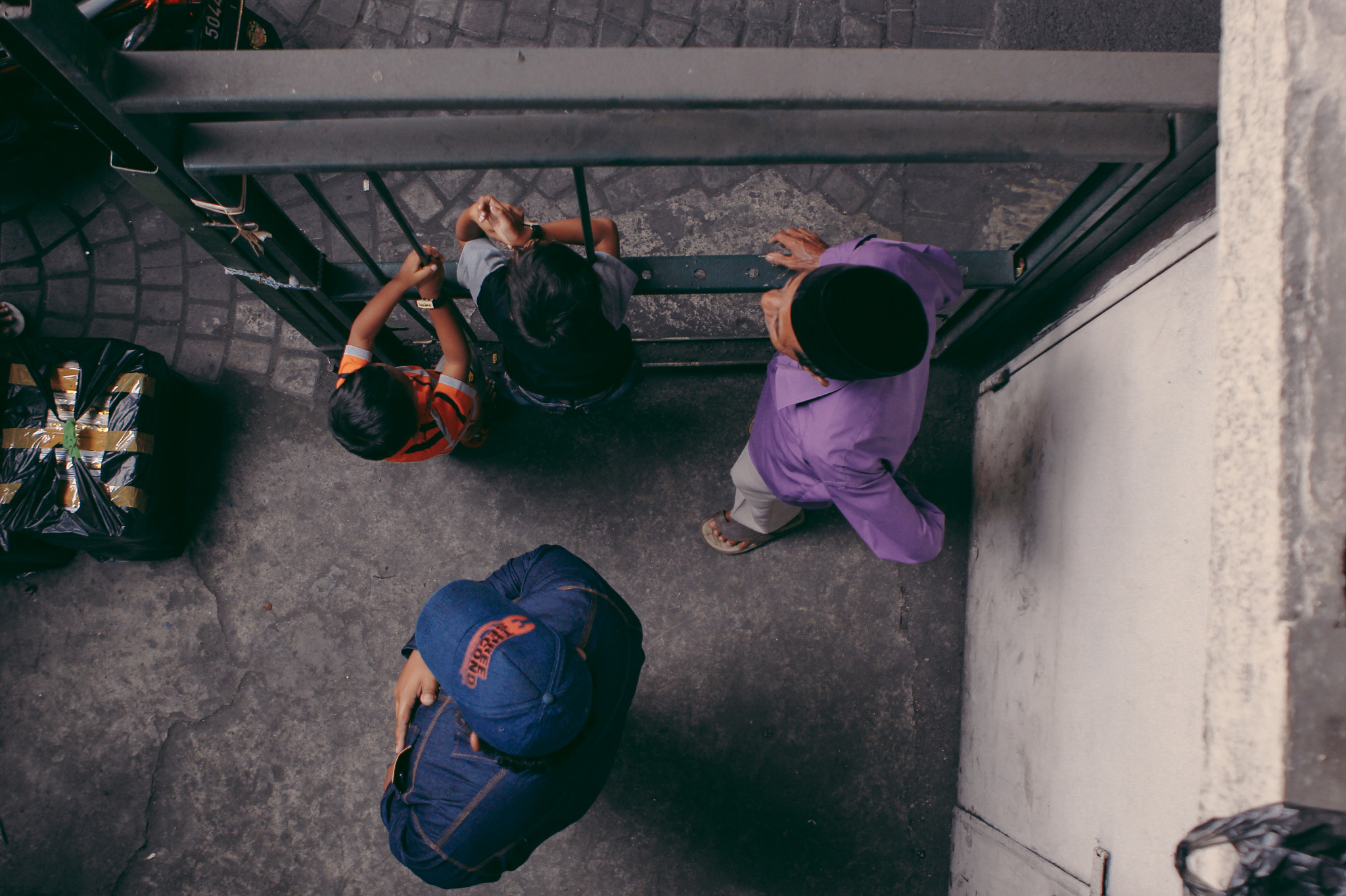 Canon EOS 60D + Canon EF 24-70mm F2.8L USM sample photo. Chillhood photography