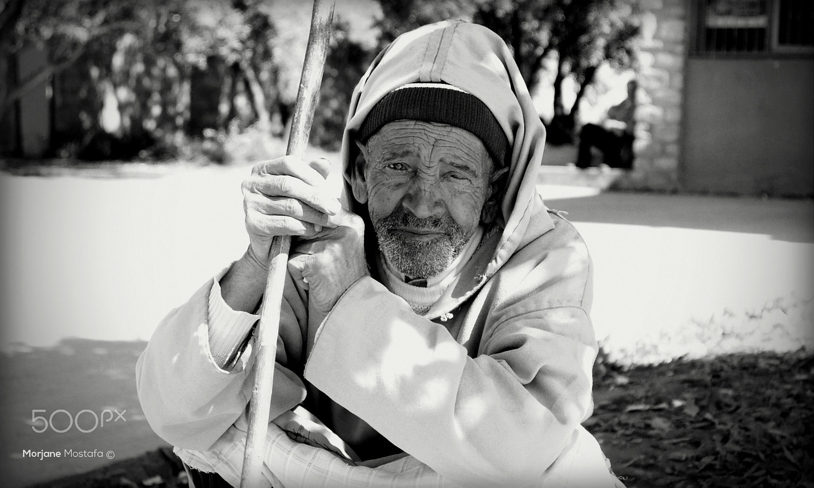 Nikon AF Nikkor 24-85mm F2.8-4D IF sample photo. Old man photography