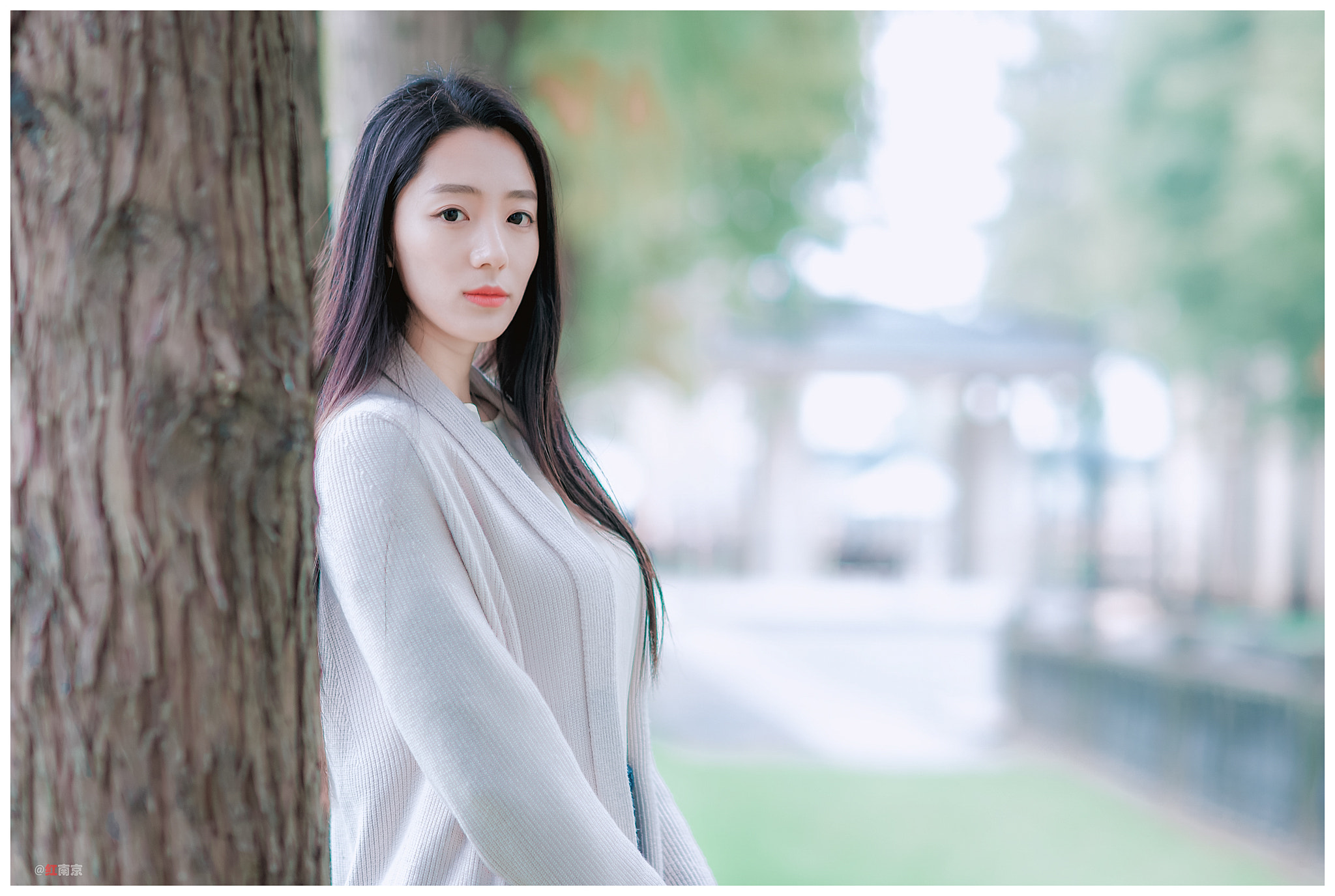 Sony Planar T* 85mm F1.4 ZA sample photo. My model photography