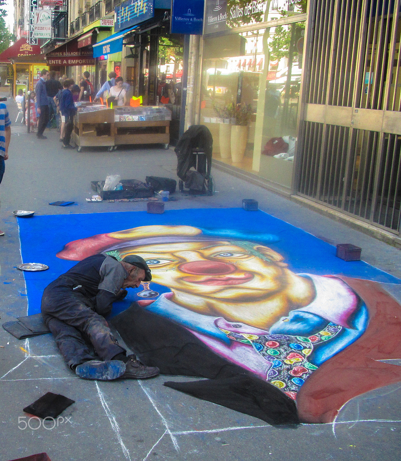 Canon PowerShot SD4500 IS (IXUS 1000 HS / IXY 50S) sample photo. Street painter photography