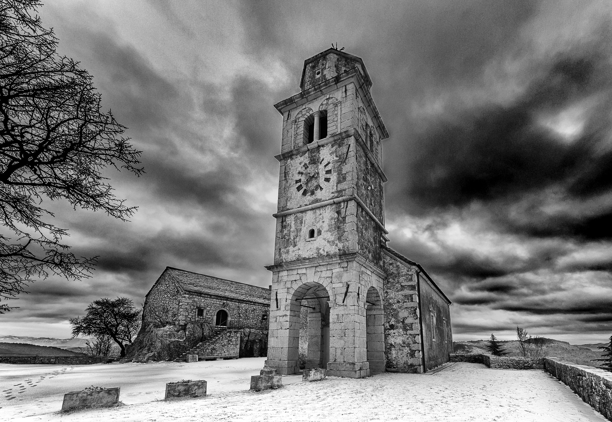 Sigma 8-16mm F4.5-5.6 DC HSM sample photo. The fortress of monrupino photography