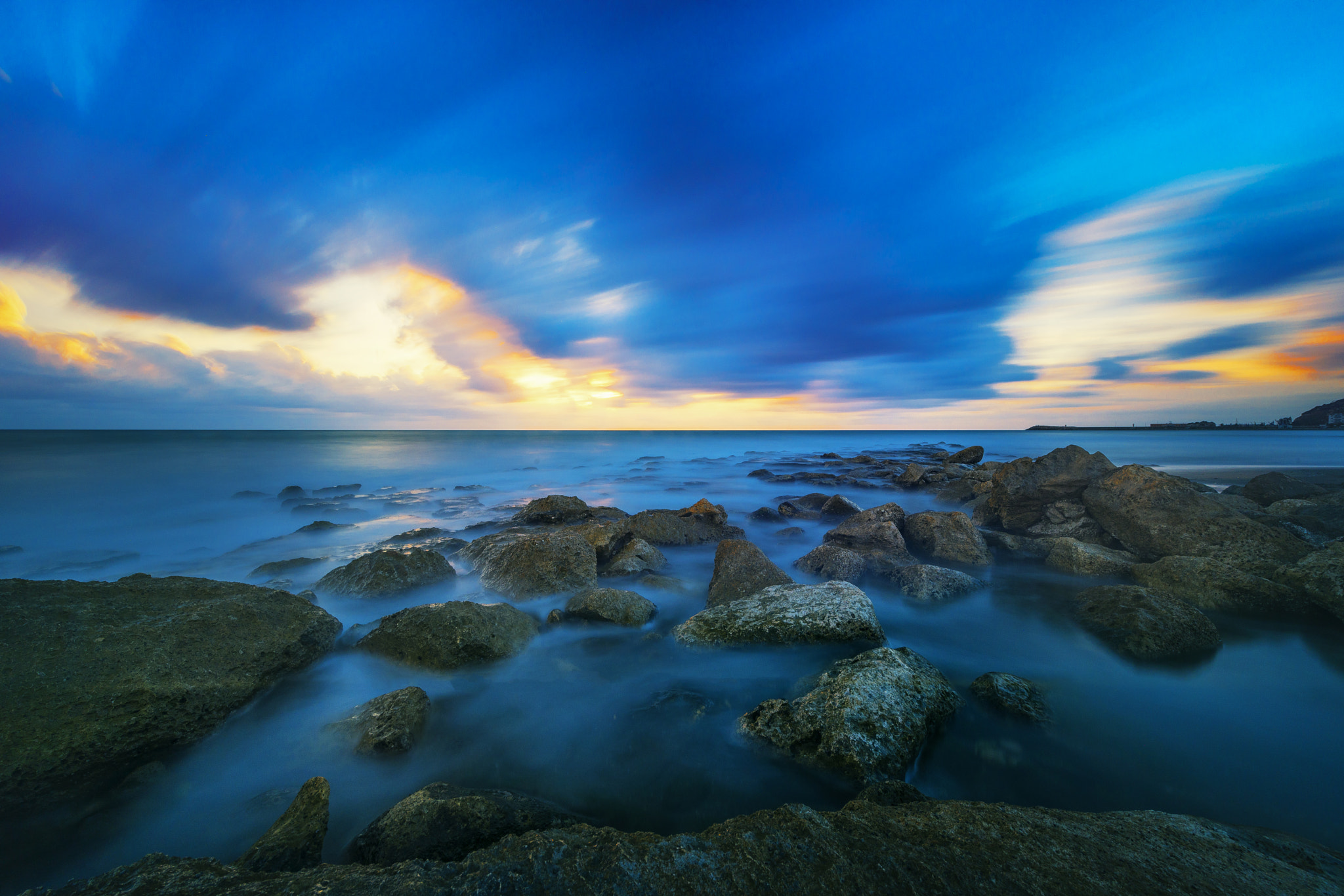 Nikon AF-S Nikkor 14-24mm F2.8G ED sample photo. Sunset in samandağ, turkey photography
